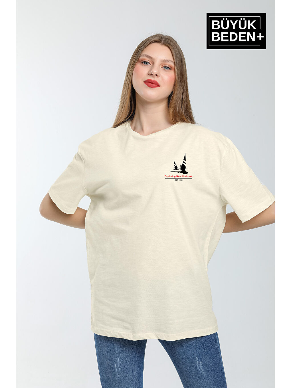 Bej Kadın Büyük Beden Yelken Baskılı Bisiklet Yaka Tshırt SPR25BTSK903