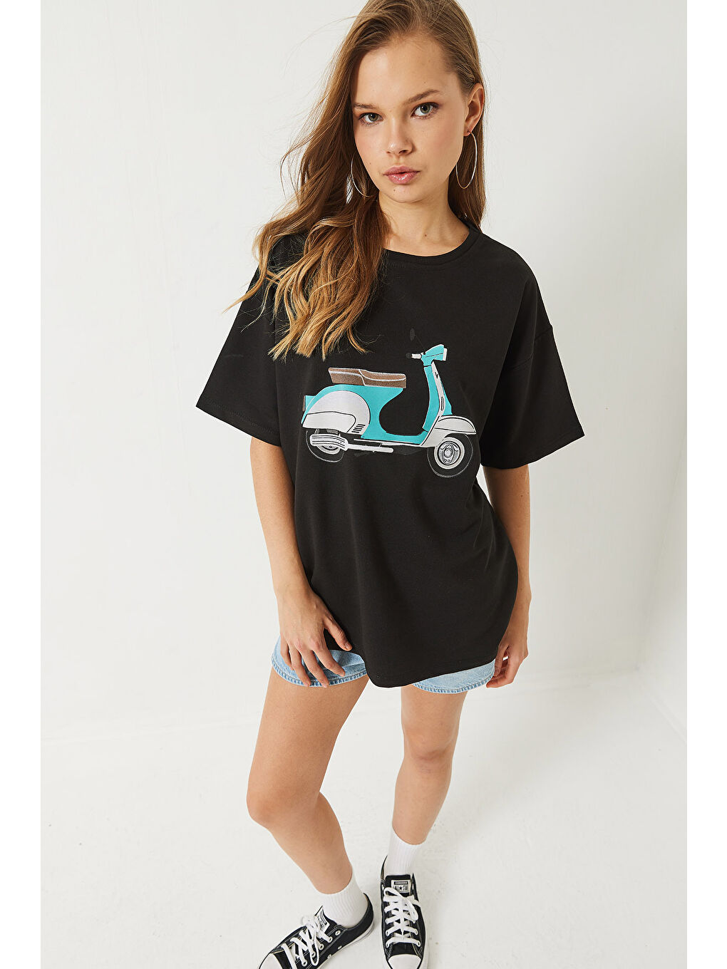 Siyah Kadın Scooter Baskılı Kısa Kollu Bisiklet Yaka Regular T-Shirt-1
