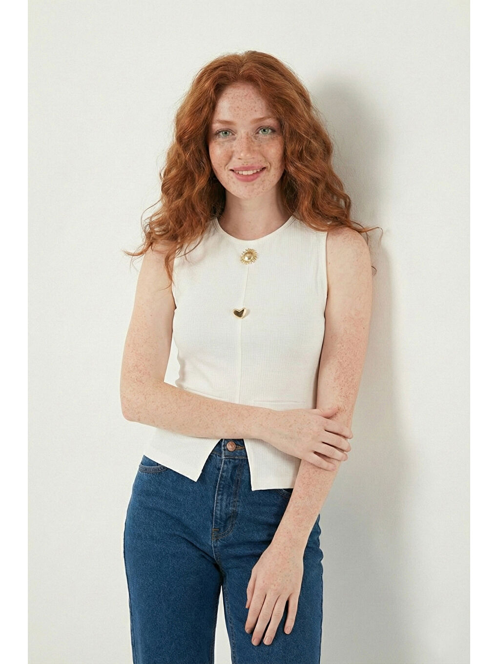 Ekru Fittted Fit Bisiklet Yaka Aksesuar Detaylı Kadın Bluz 5866475-3