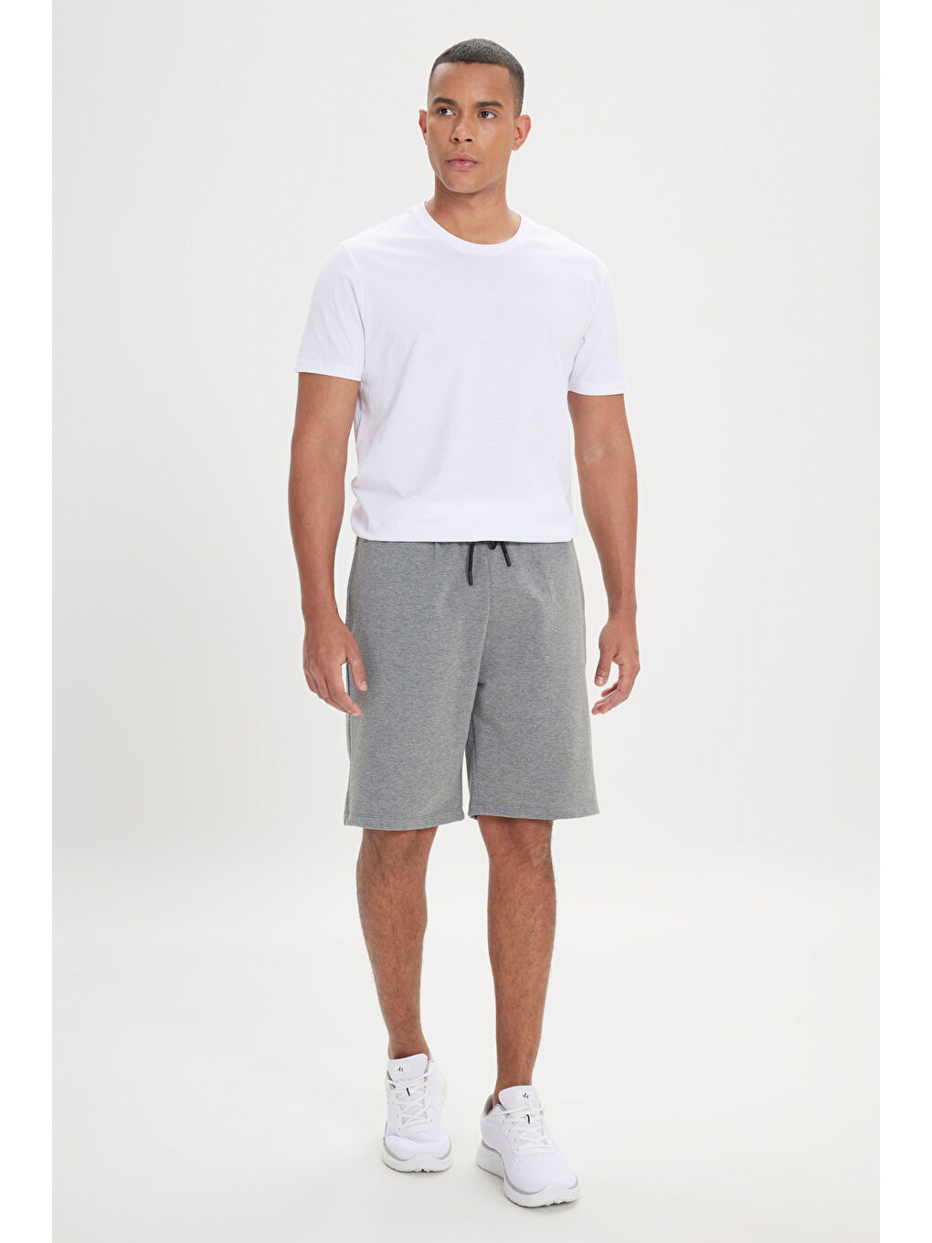 Erkek Gri Melanj Standart Fit Günlük Rahat Spor Örme Şort-1