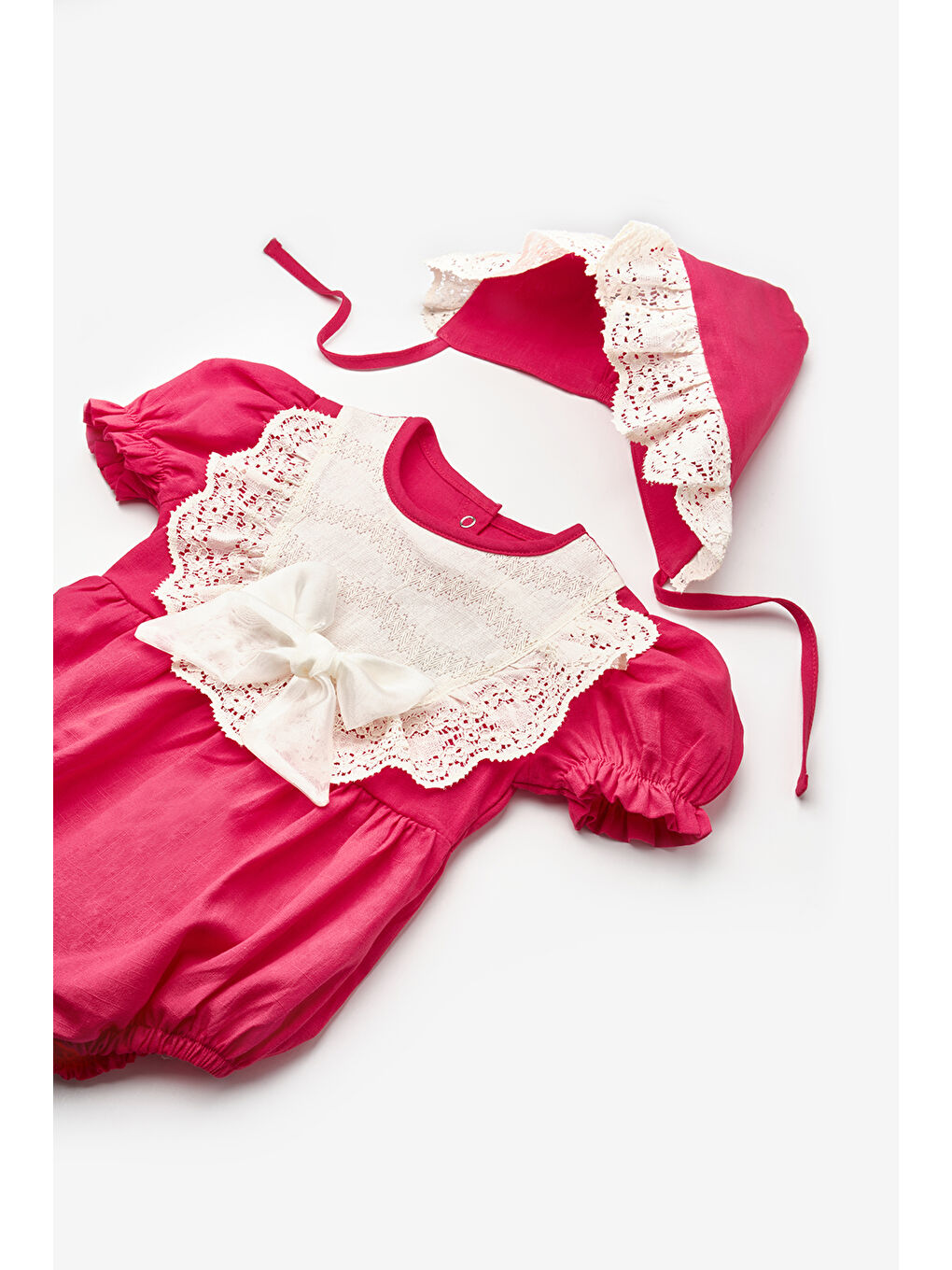 Fuşya Kısa Kollu Şapka Aksesuarlı Kız Bebek Tulum - Perla-2