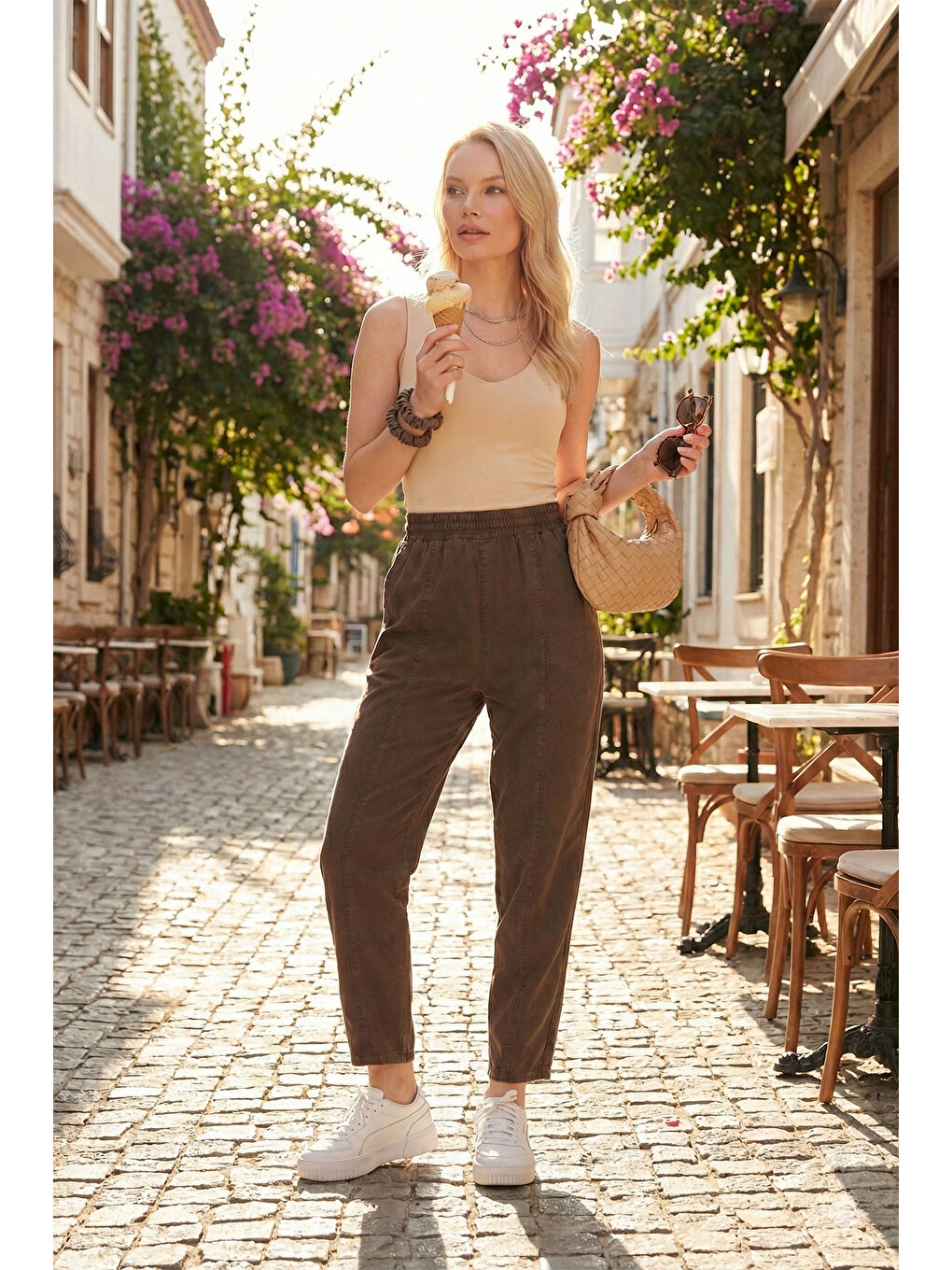 Kahverengi Relaxed Fit Yüksek Bel Daralan Paça Kadın Pantolon 668YP5456-1