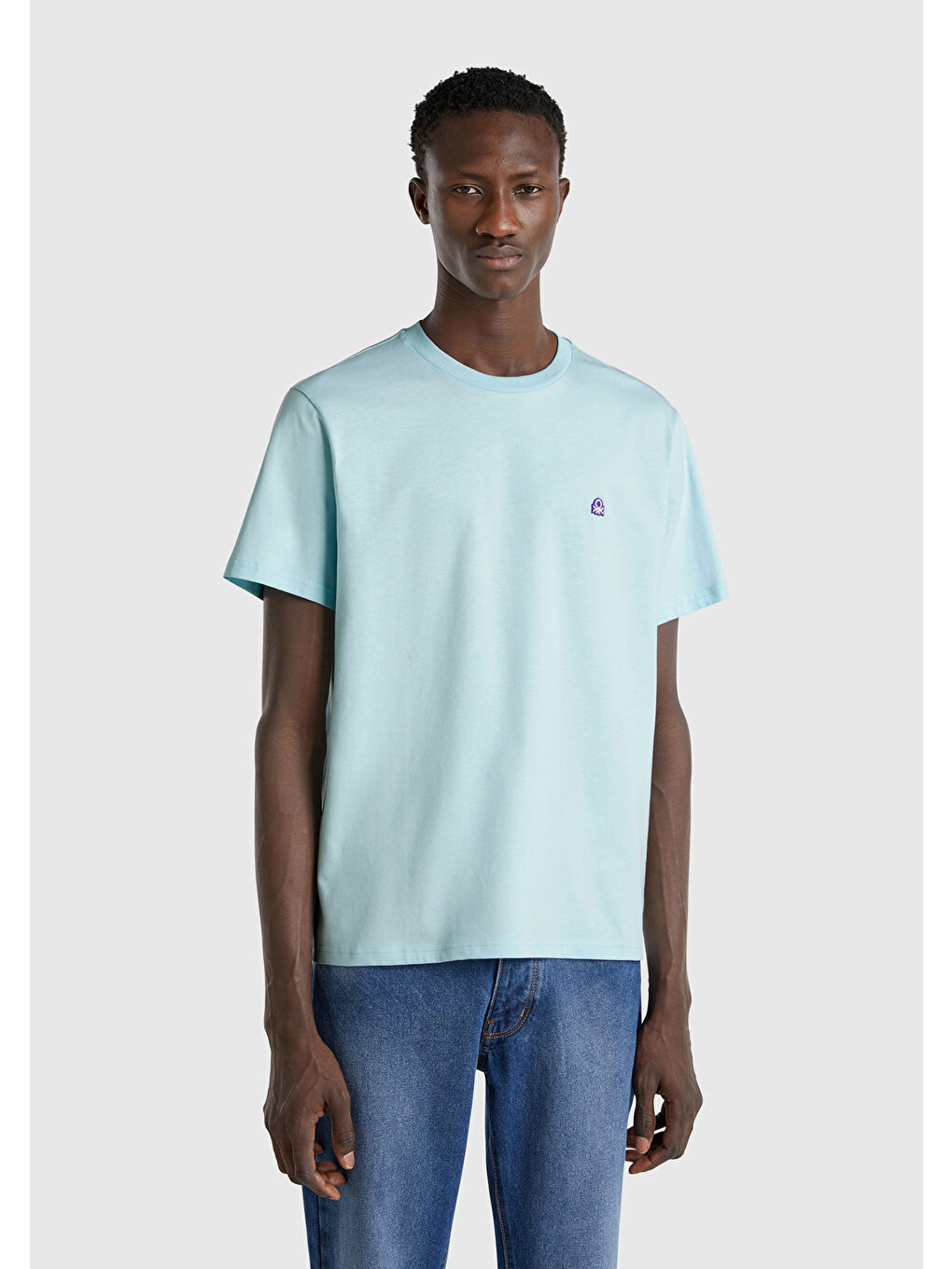Açık Mavi  100 Pamuk Benetton Logolu Bisiklet Yaka Erkek Tişört