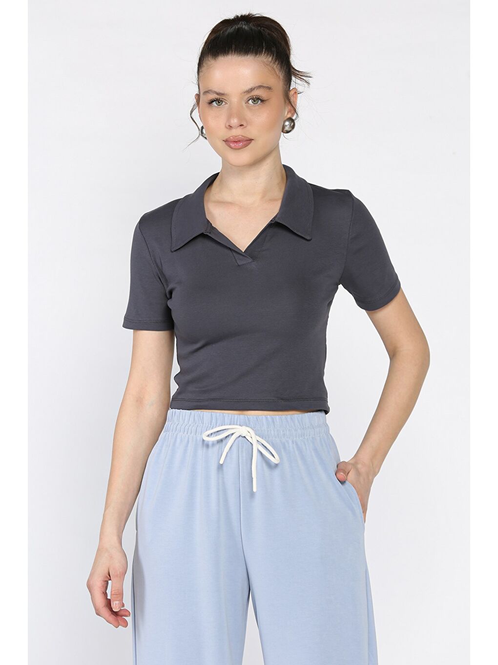 Gri Kadın Polo Yaka Tişört