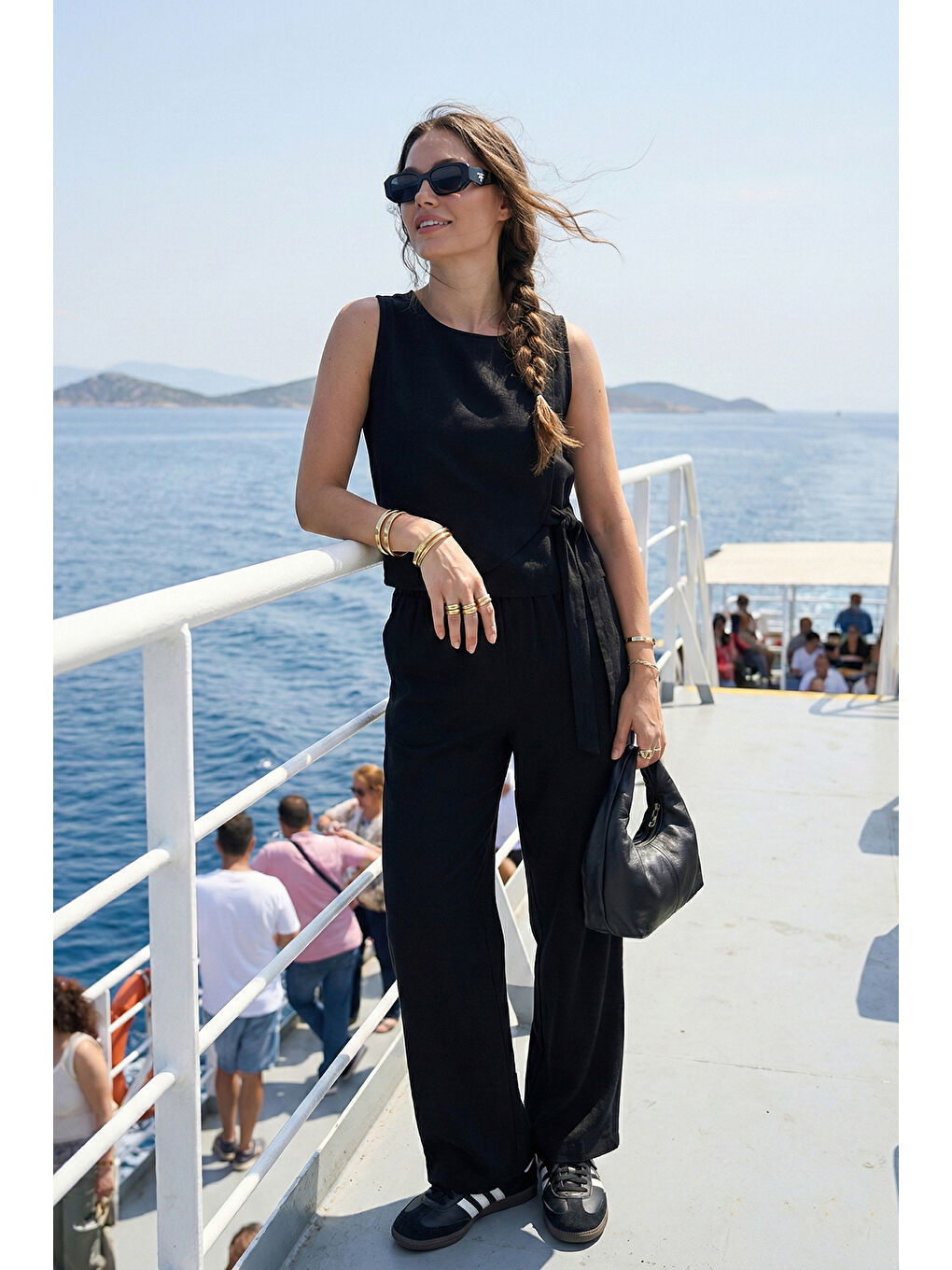 Siyah Regular Fit Bağlama Detaylı Bisiklet Yaka Kadın Takım 5866466