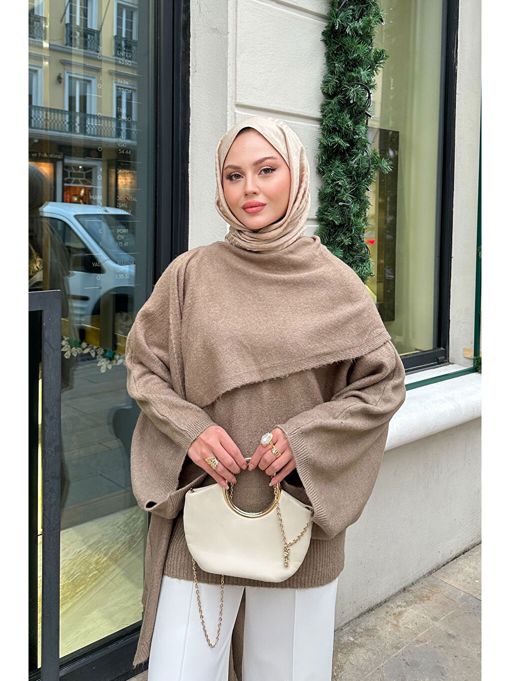 Bej Kadın Şal Detaylı Kazak Vizon-1