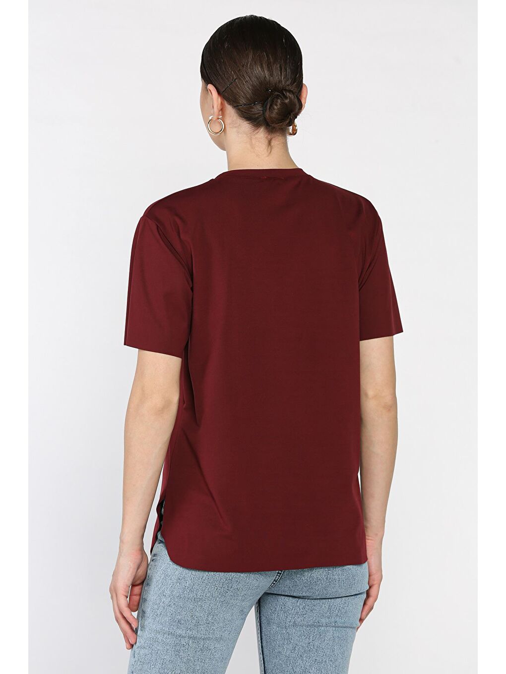 Bordo Bisiklet Yaka Yan Yırtmaçlı Kadın Tişört-2