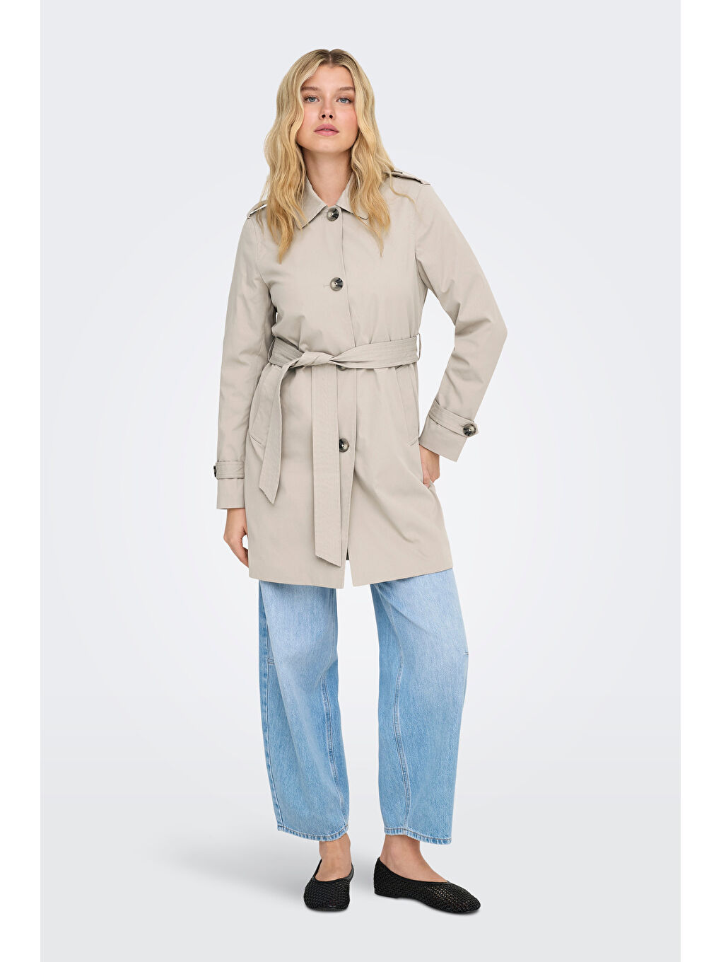 Bej Onldisa Regular Fit Düğmeli Klasik Yaka Kadın Trençkot 15369028-1