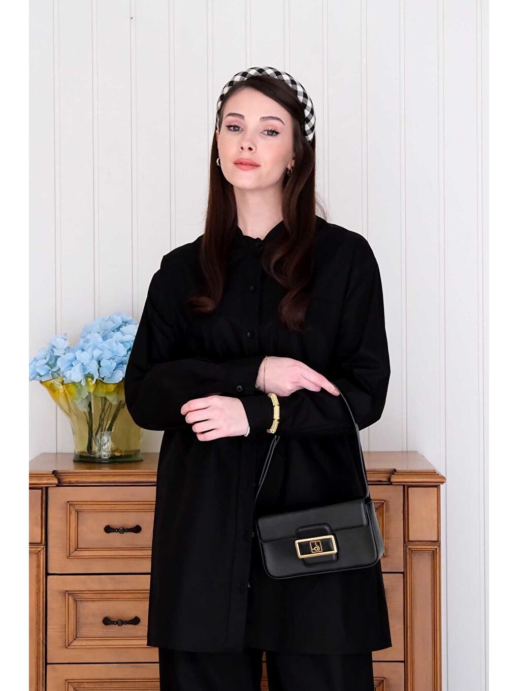 Siyah Çapraz Cep Detay Gömlek-1