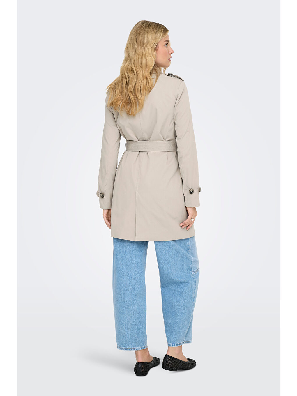 Bej Onldisa Regular Fit Düğmeli Klasik Yaka Kadın Trençkot 15369028-2