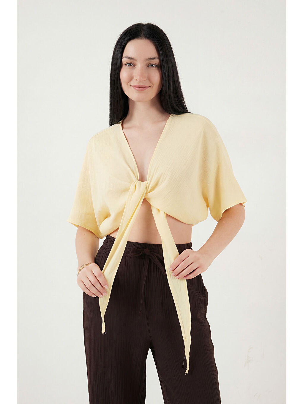 Sarı Pamuklu Comfort Fit Bağlamalı Yarasa Kol Kadın Bolero 5866354-1