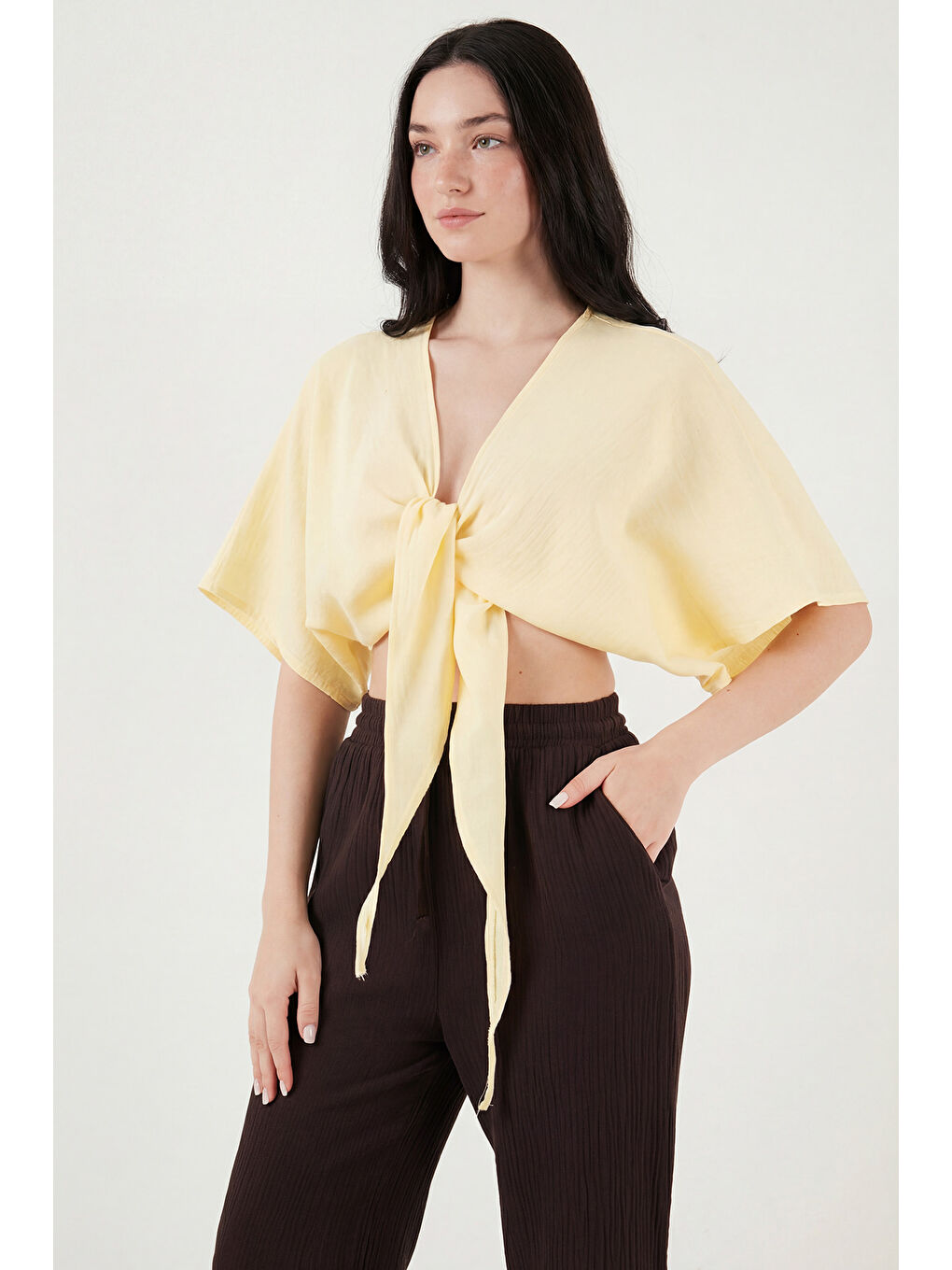 Sarı Pamuklu Comfort Fit Bağlamalı Yarasa Kol Kadın Bolero 5866354-3