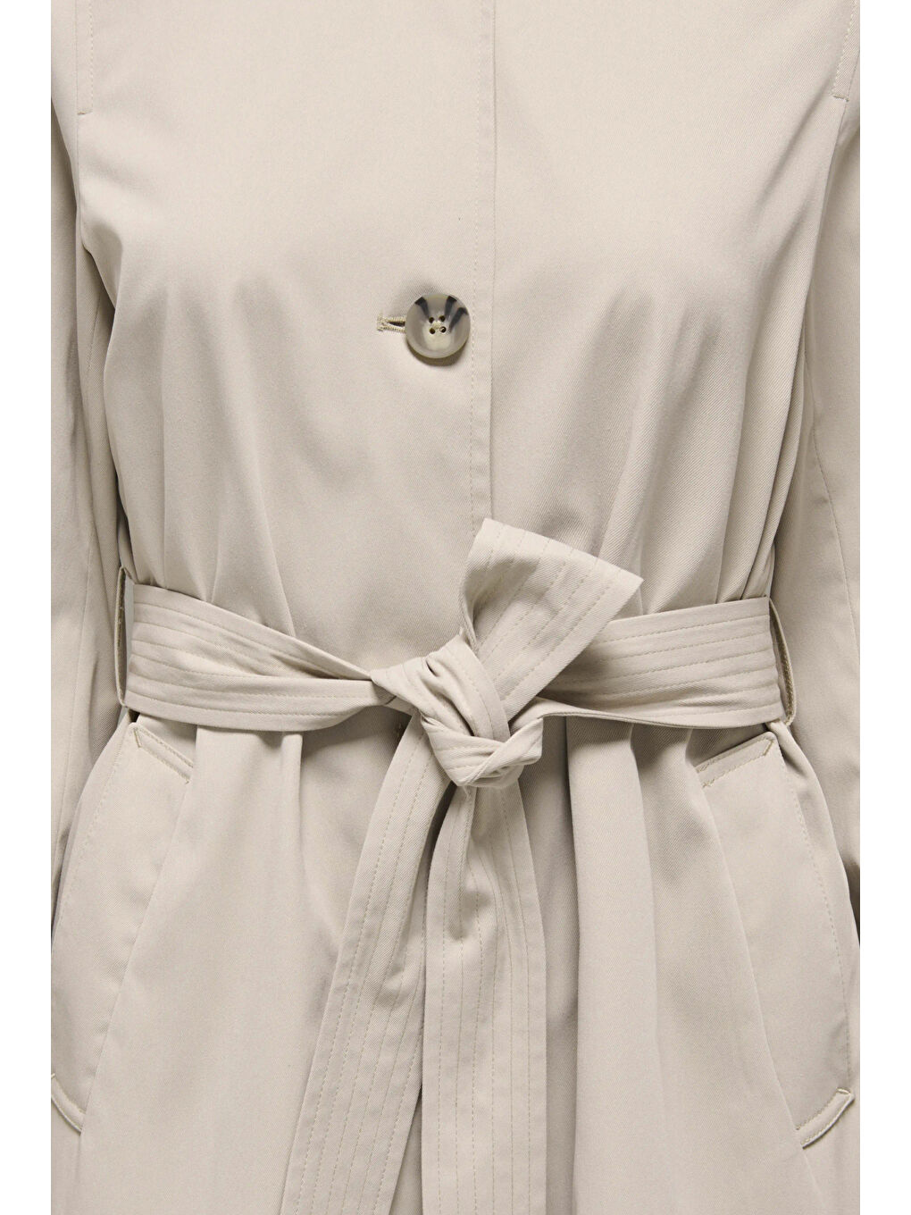 Bej Onldisa Regular Fit Düğmeli Klasik Yaka Kadın Trençkot 15369028-4