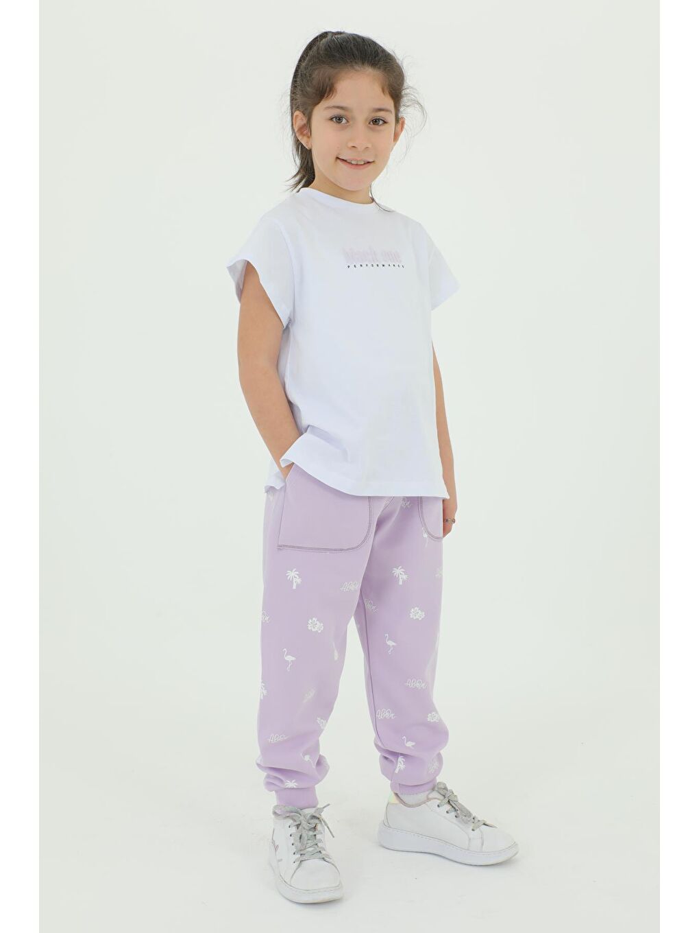 Lila Bisiklet Yaka Kız Çocuk Baskı Detaylı T-Shırt Ve Eşofman Takımı-1