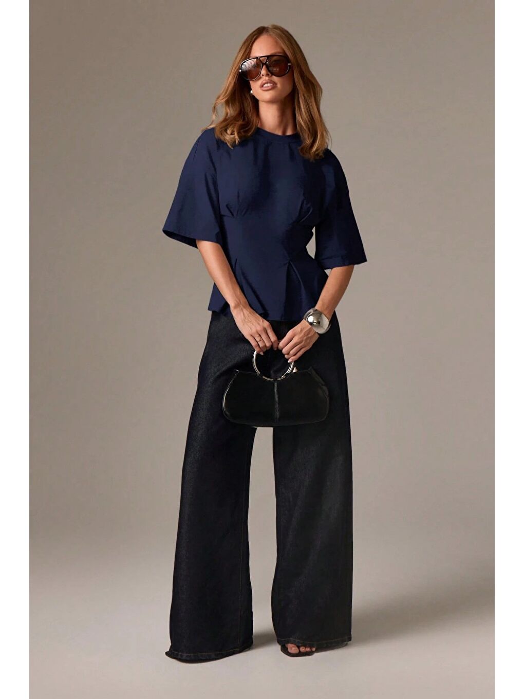 Lacivert Kadın Oversize Basic Tişört Pile Detaylı Rahat Kesim Günlük Kombin-2