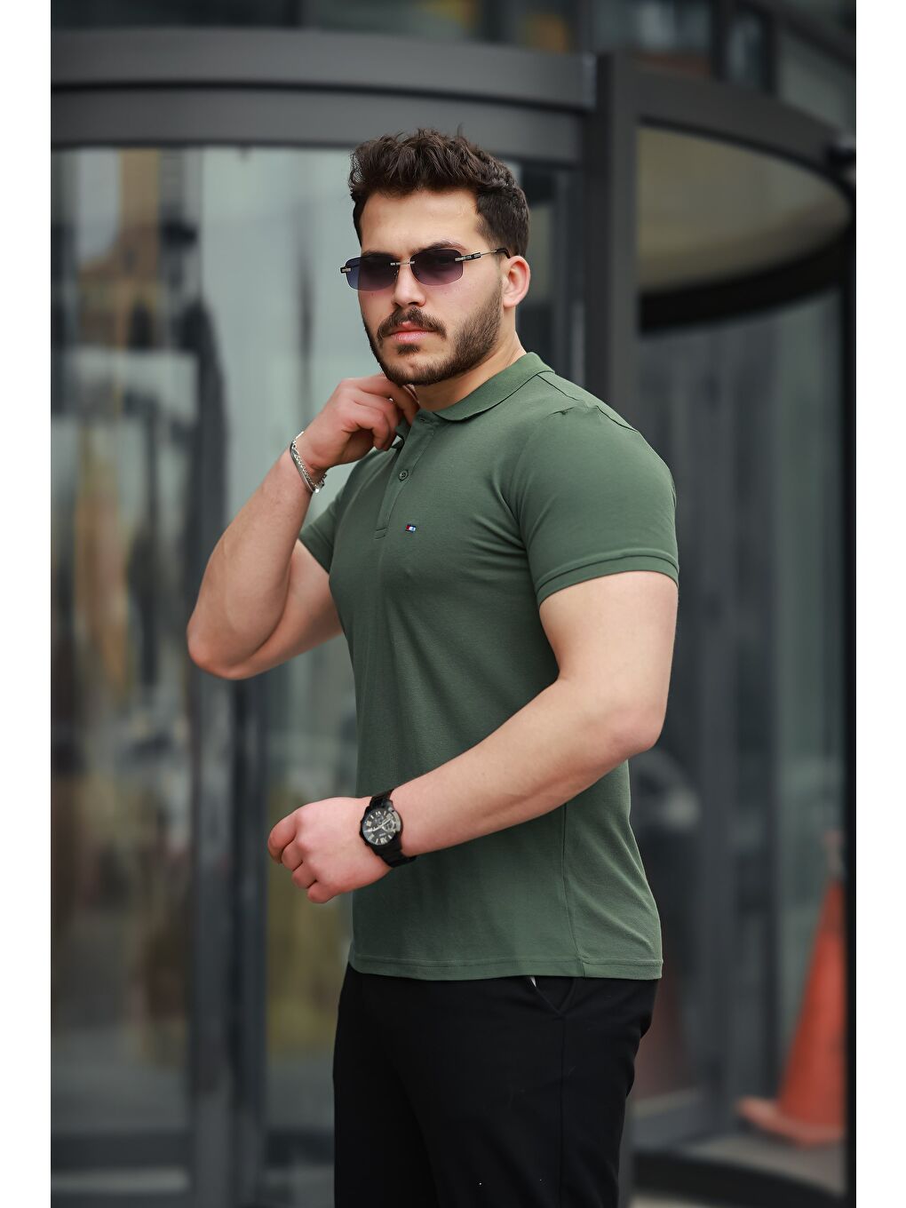 Haki Erkek Kıvrılmaz Polo Yaka Cepsiz Slim Fit Dar Kesim T-Shirt-2