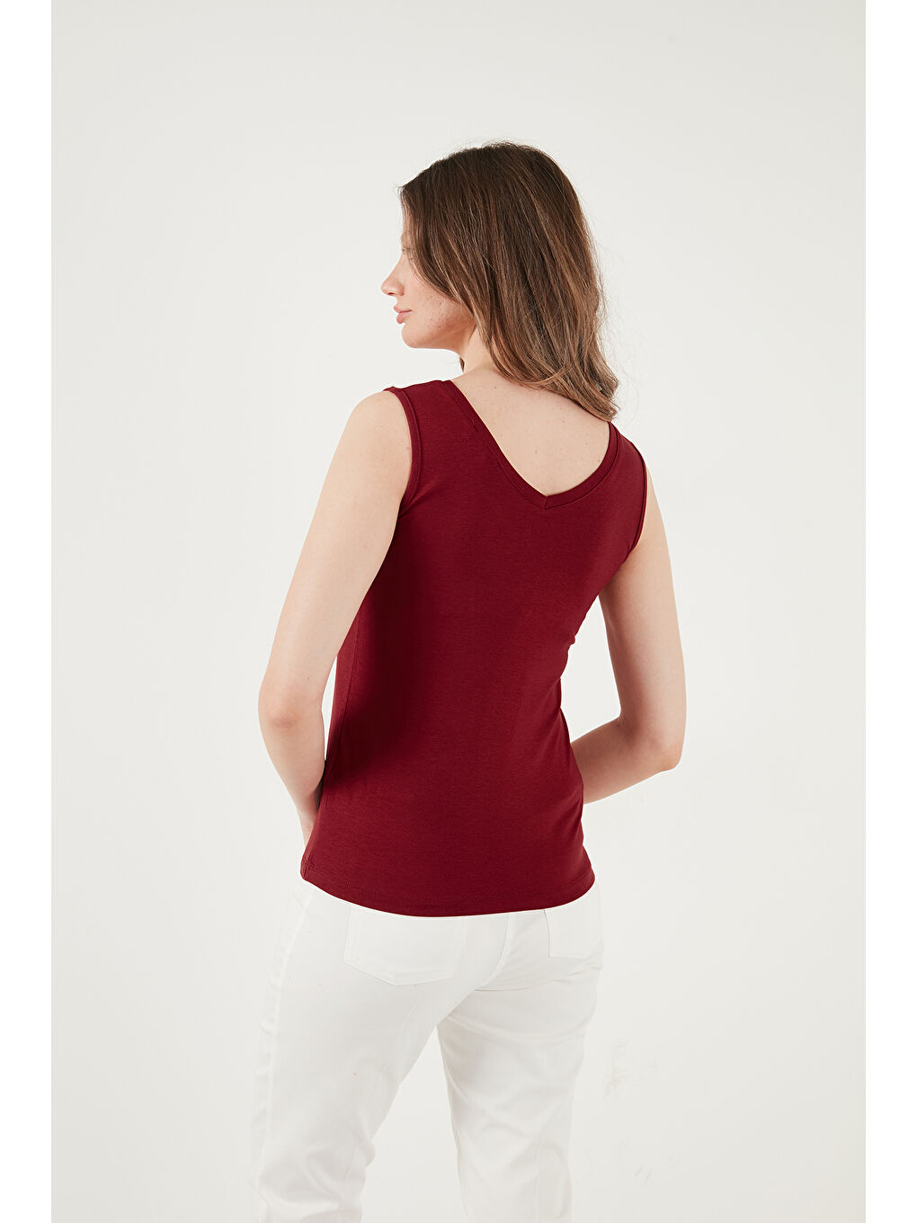 Bordo Kalın Askılı V Yaka Kadın Bluz 5864384-5