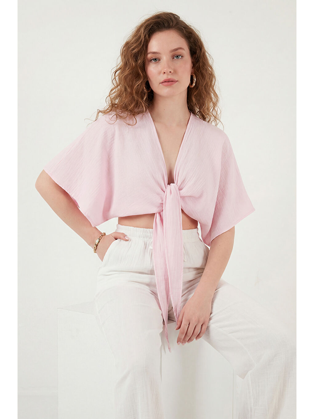 Pembe Pamuklu Comfort Fit Bağlamalı Yarasa Kol Kadın Bolero 5866354-4