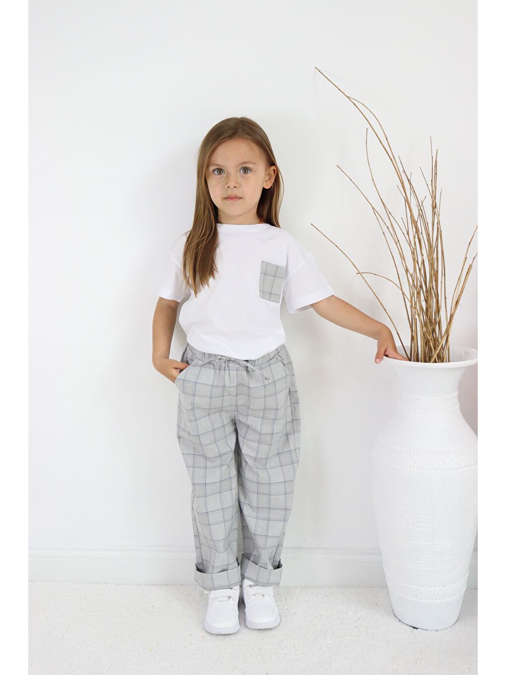 Beyaz Ekose Detaylı Tişört-2