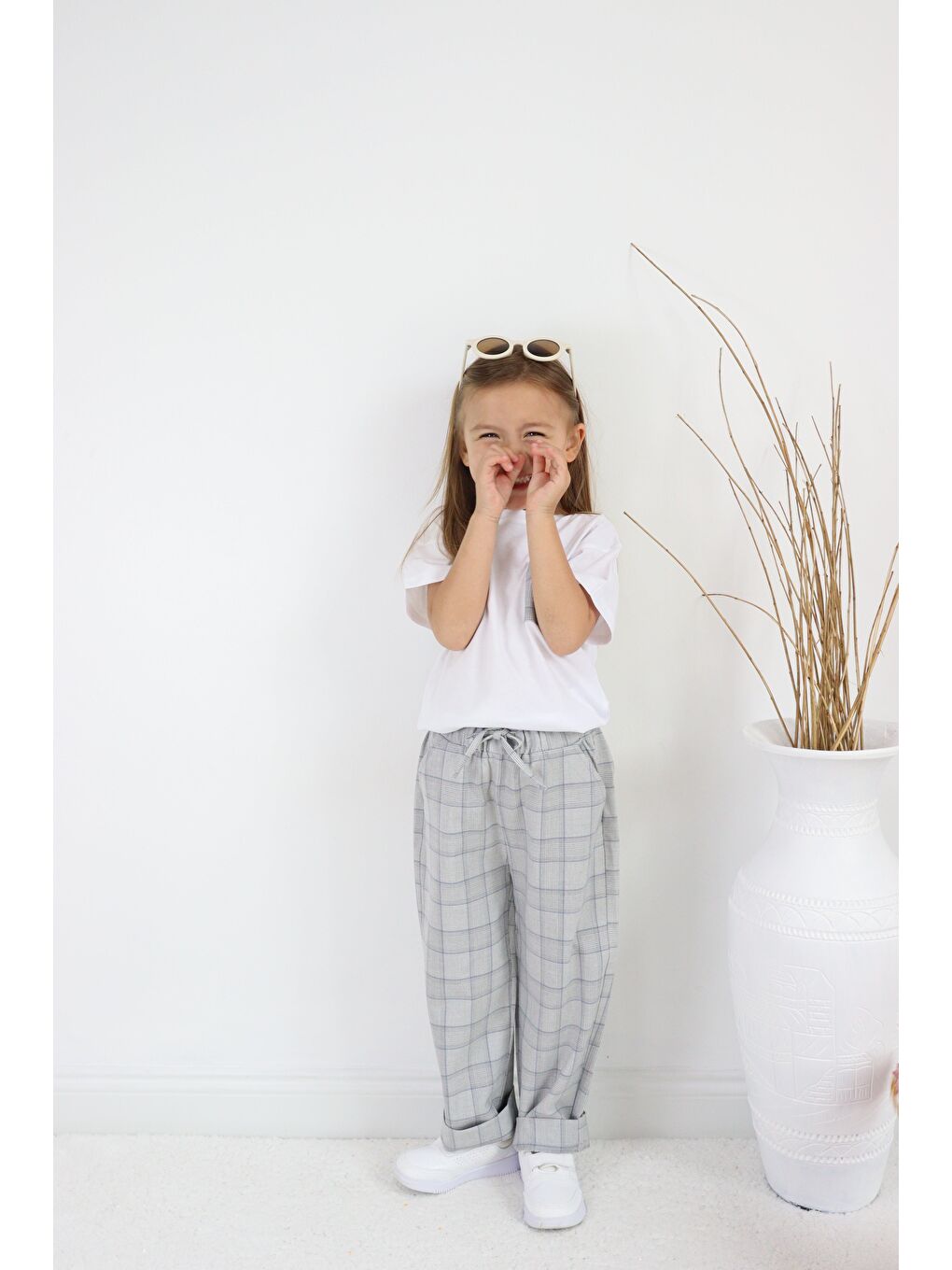 Beyaz Ekose Detaylı Tişört-5