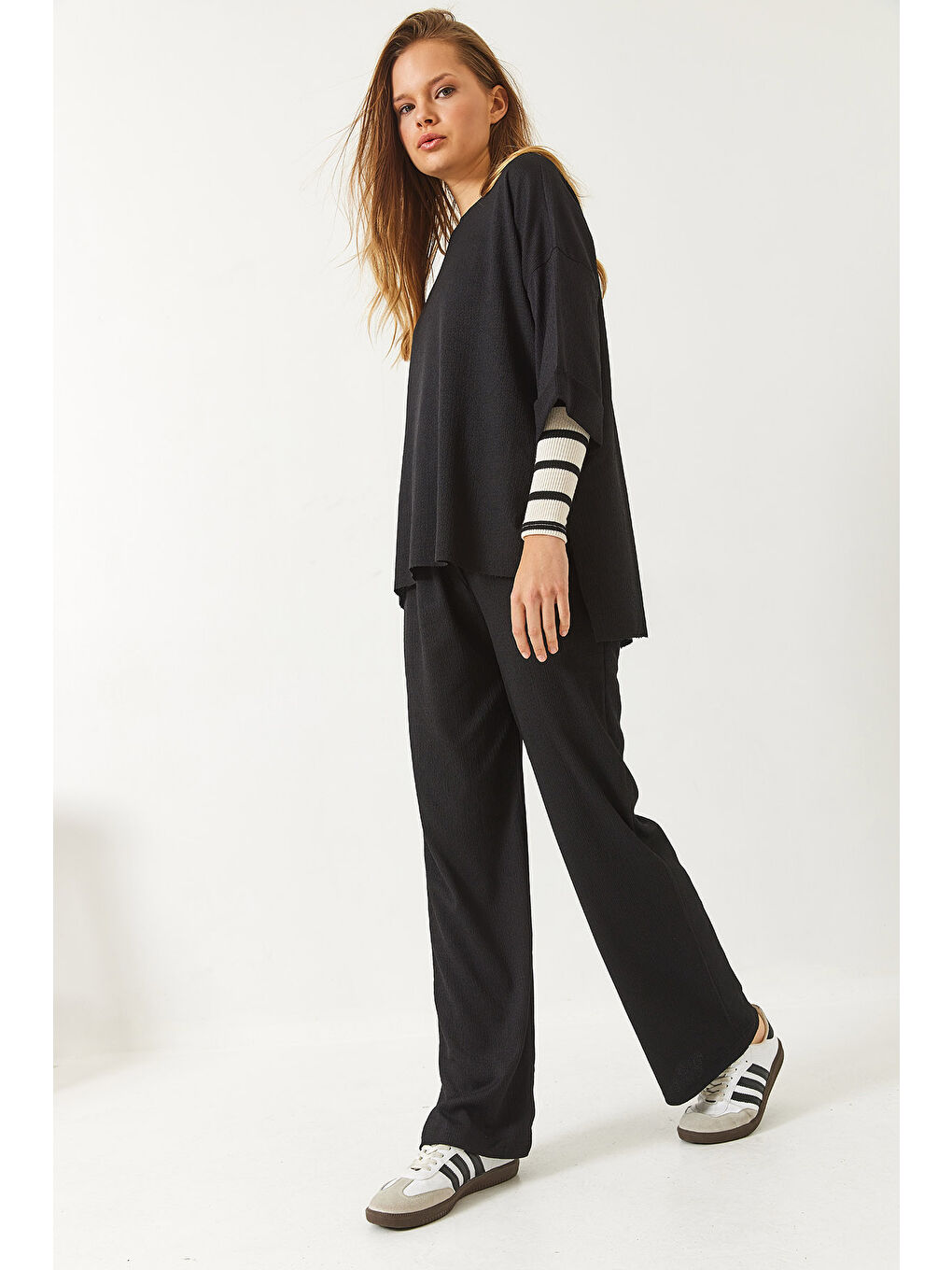 Siyah Kadın Yarım Kollu Palazzo Pantolonlu Bisiklet Yaka Alt-Üst Takım-4