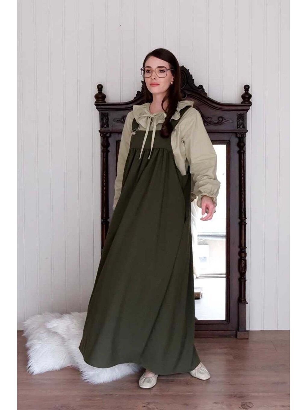 Haki Poliviskon Askılı Jile Açık Yeşil Yakası Fiyonklu Gömlek Takım-5