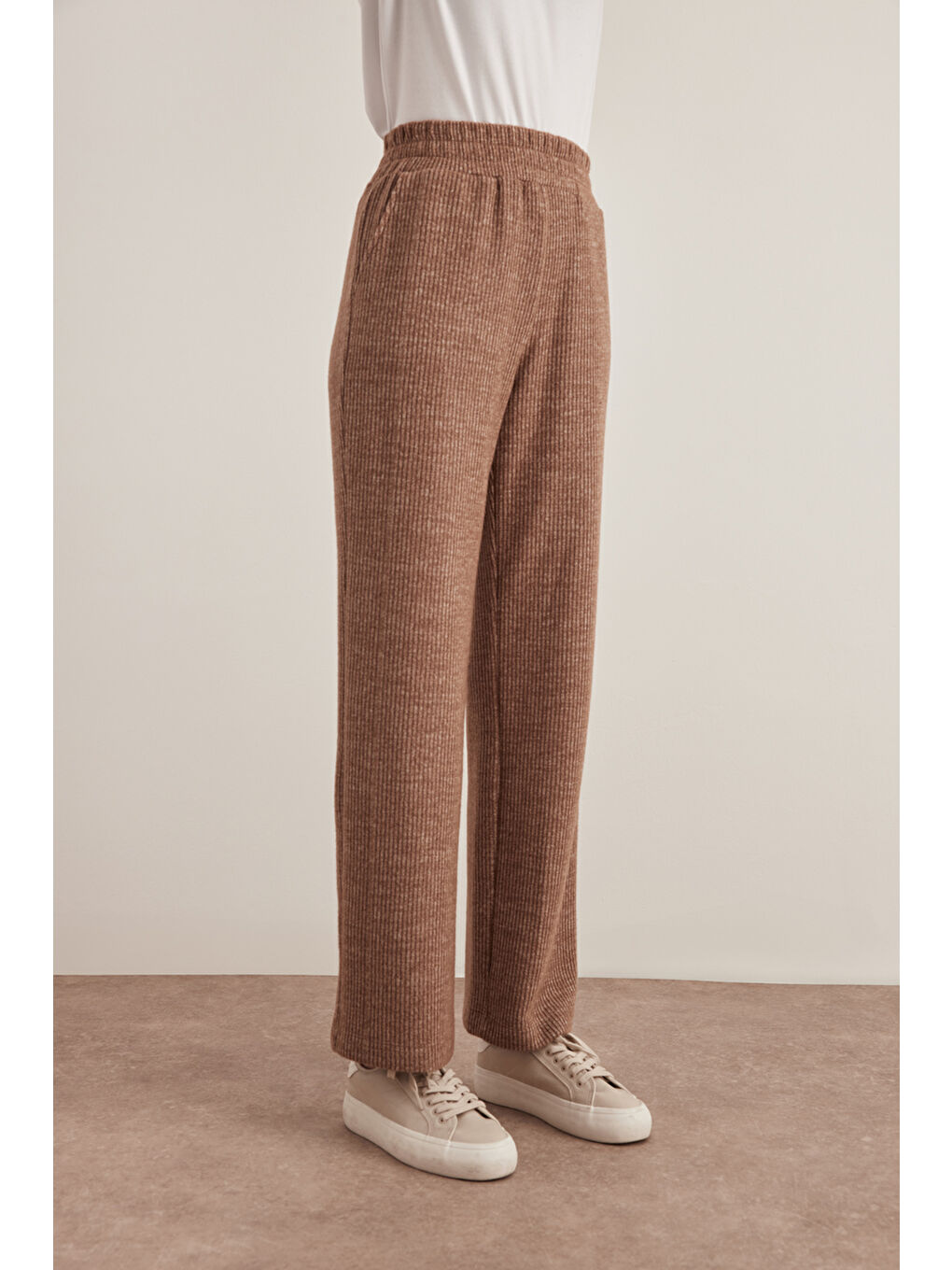 Bej Vizon Triko Beli Lastikli Pantolon-2