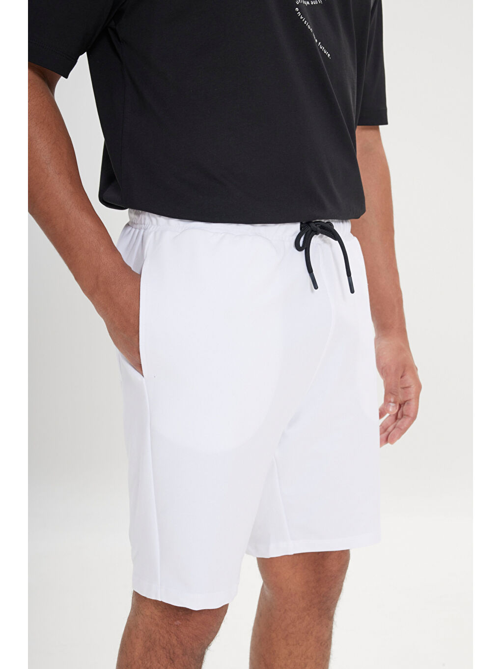 Erkek Beyaz Standart Fit Normal Kesim Pamuklu Esnek Örme Şort-3