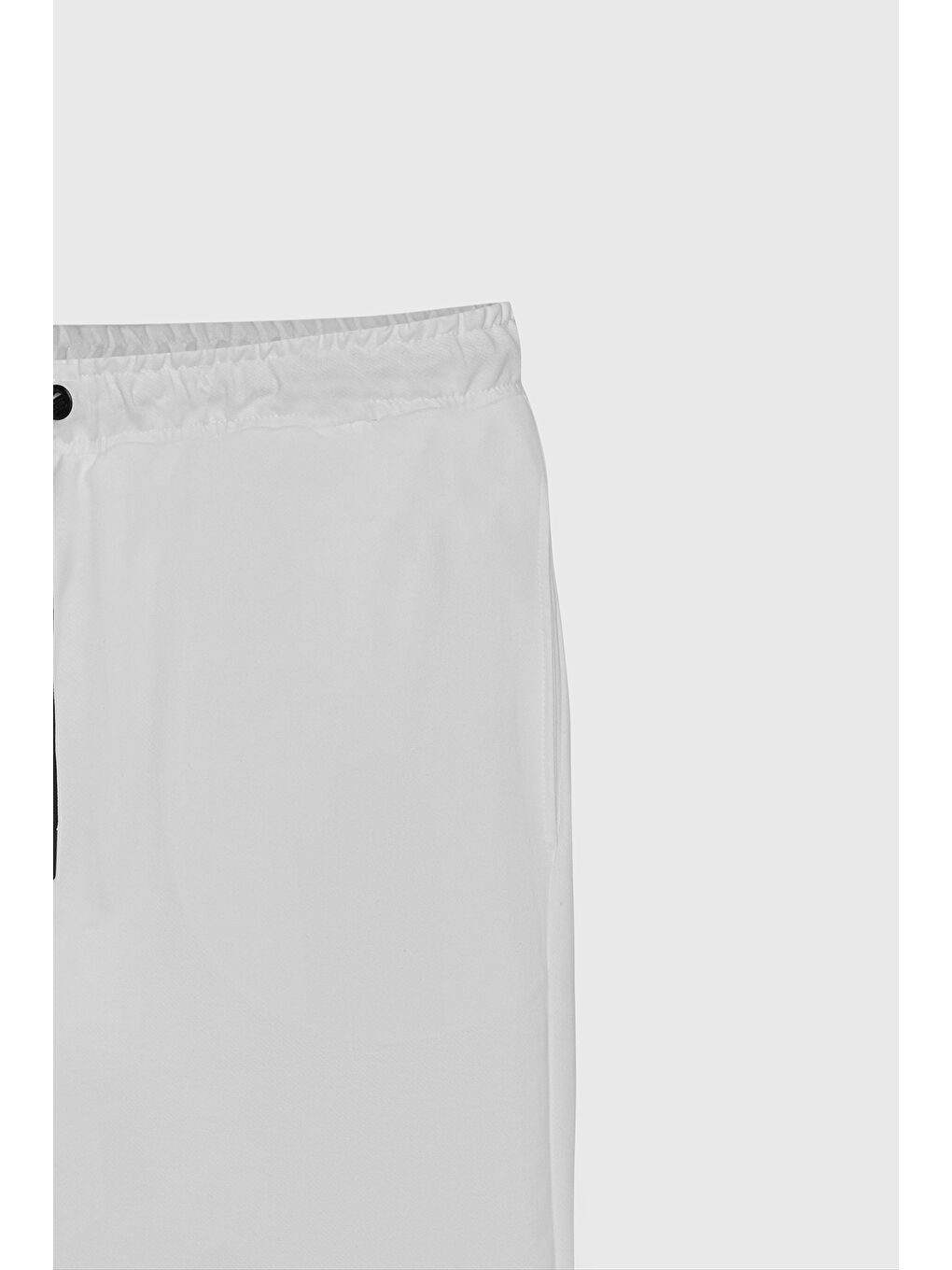 Erkek Beyaz Standart Fit Normal Kesim Pamuklu Esnek Örme Şort-6