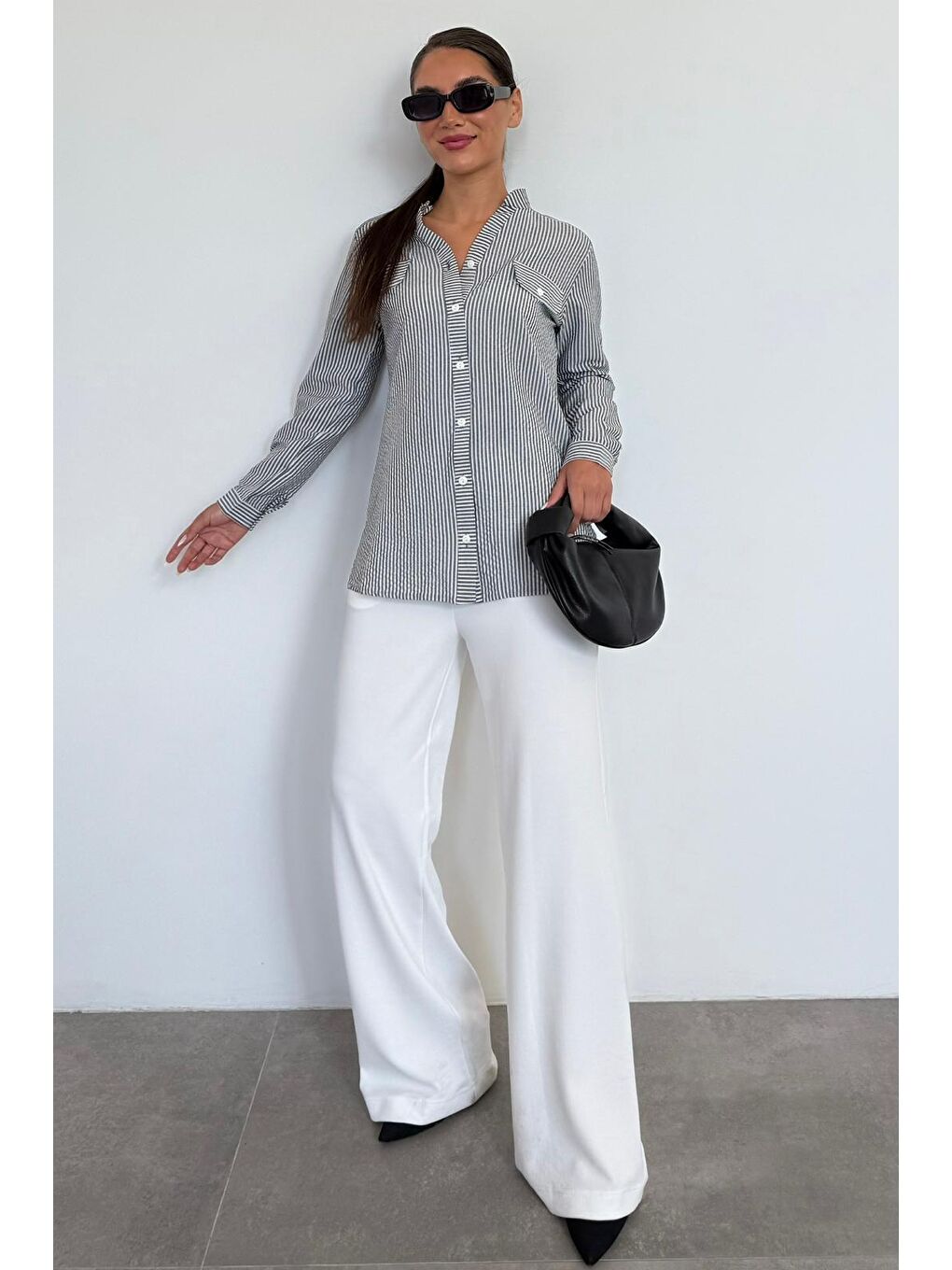 Siyah Çizgili Gofre Kumaş Kadın Oversize Gömlek Mg1666