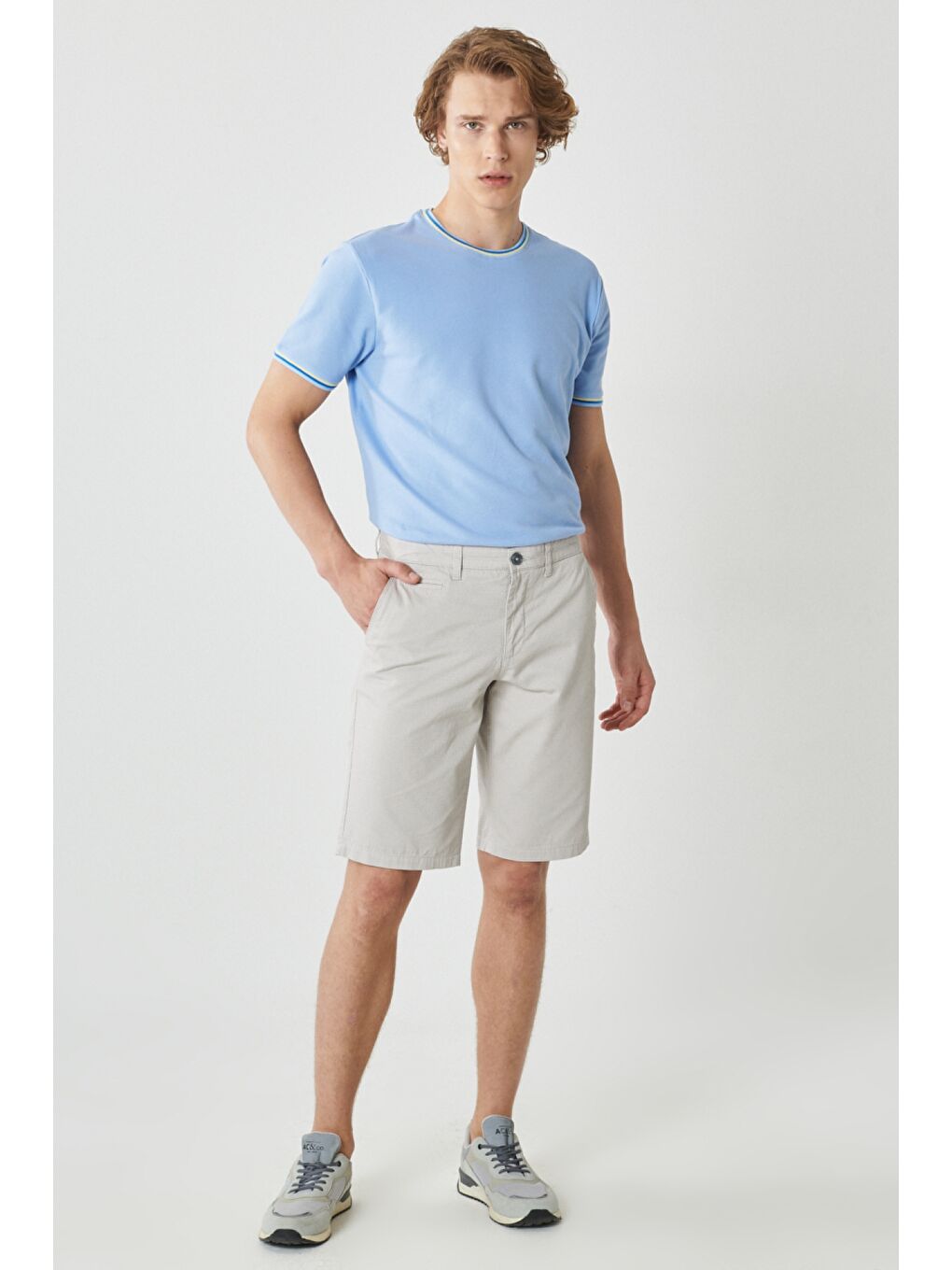 Bej Erkek Taş Slim Fit Dar Kesim Armürlü %100 Pamuk Casual Chino Şort