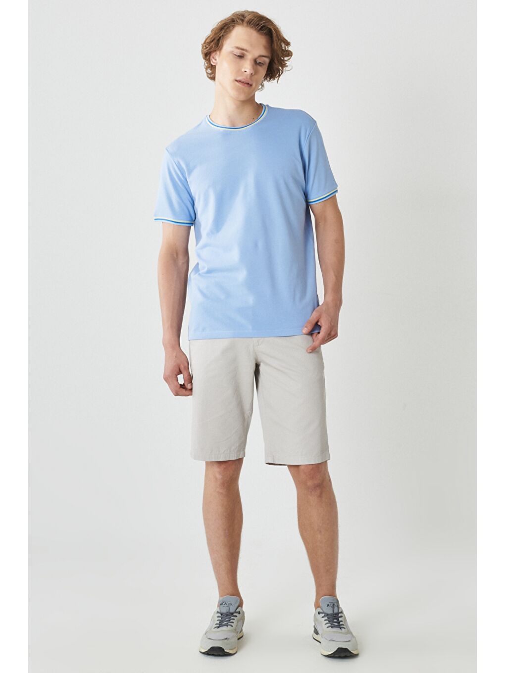 Bej Erkek Taş Slim Fit Dar Kesim Armürlü %100 Pamuk Casual Chino Şort-2