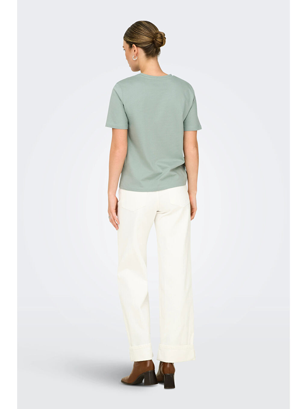 Yeşil Onlfreja Pamuklu Regular Fit Yuvarlak Yaka Kadın T Shirt 15367970-3