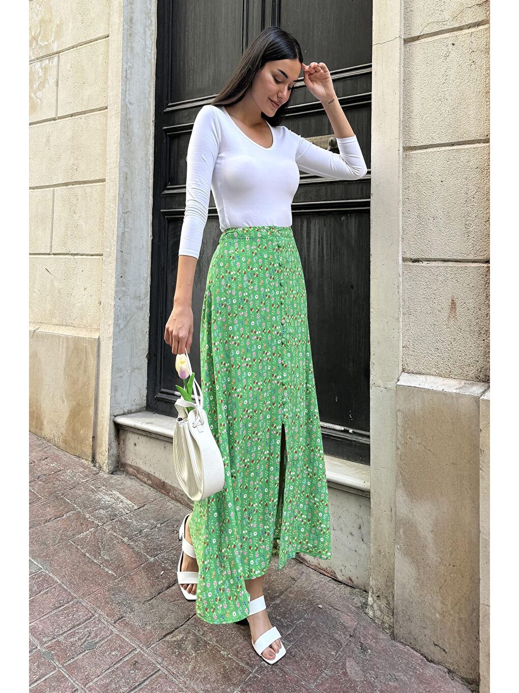 Doğal Viskon Ön Düğmeli Desenli Yeşil Etek-2