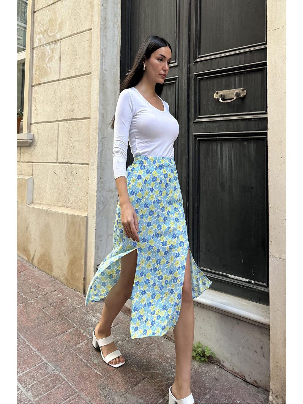 Doğal Viskon Çift Yırtmaç Desenli Mavi Etek-2