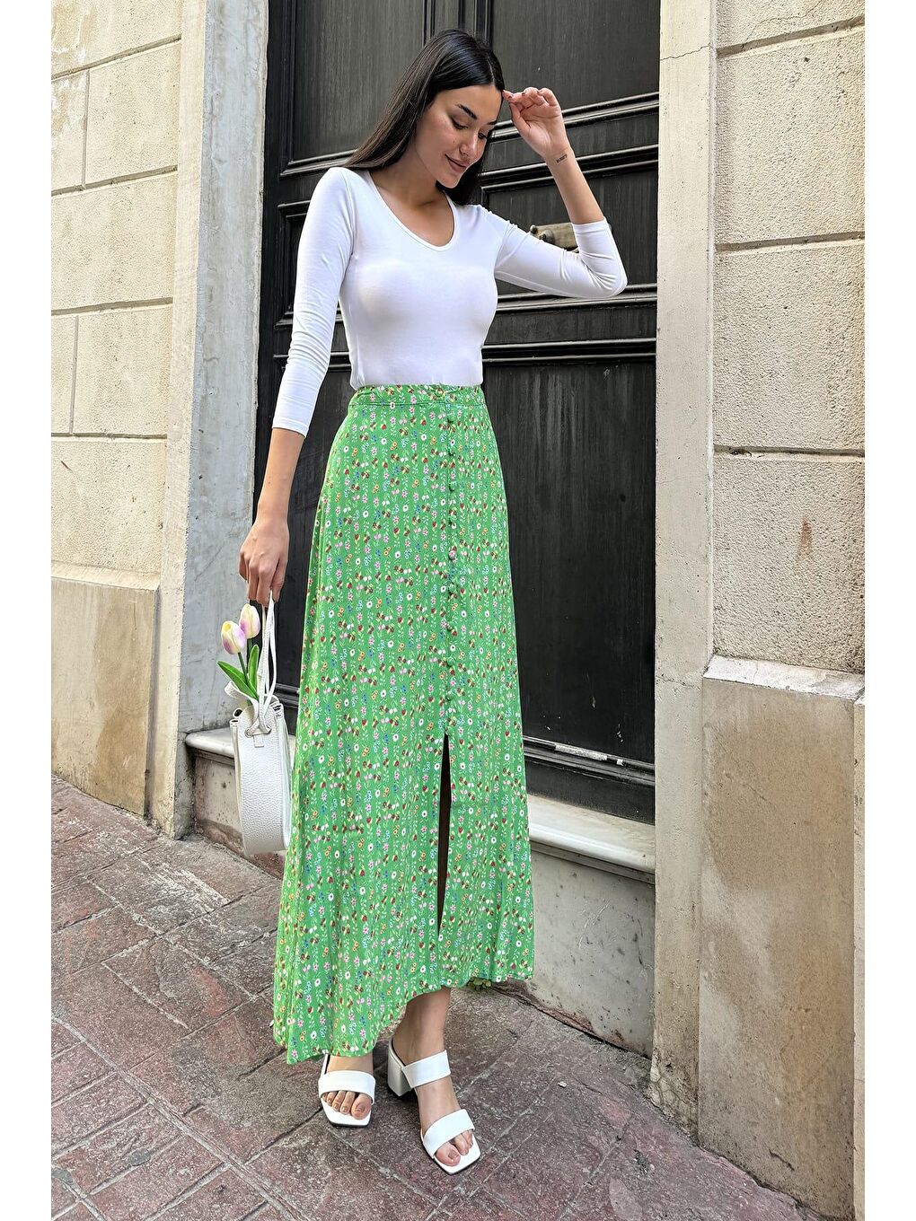 Doğal Viskon Ön Düğmeli Desenli Yeşil Etek-4