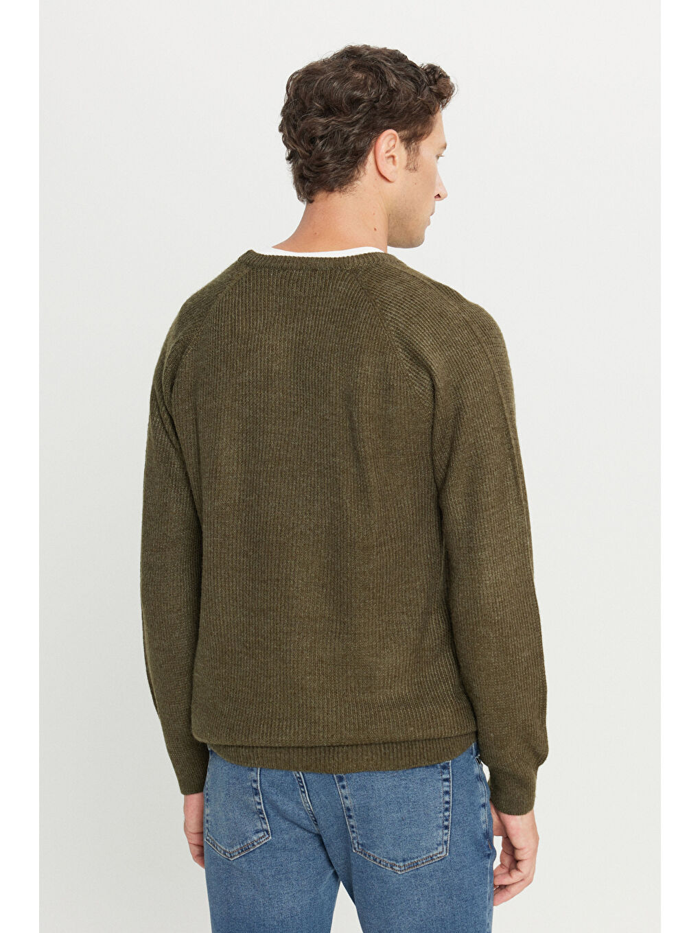 Erkek Haki Standart Fit Normal Kesim Bisiklet Yaka Jakarlı Triko Kazak-4