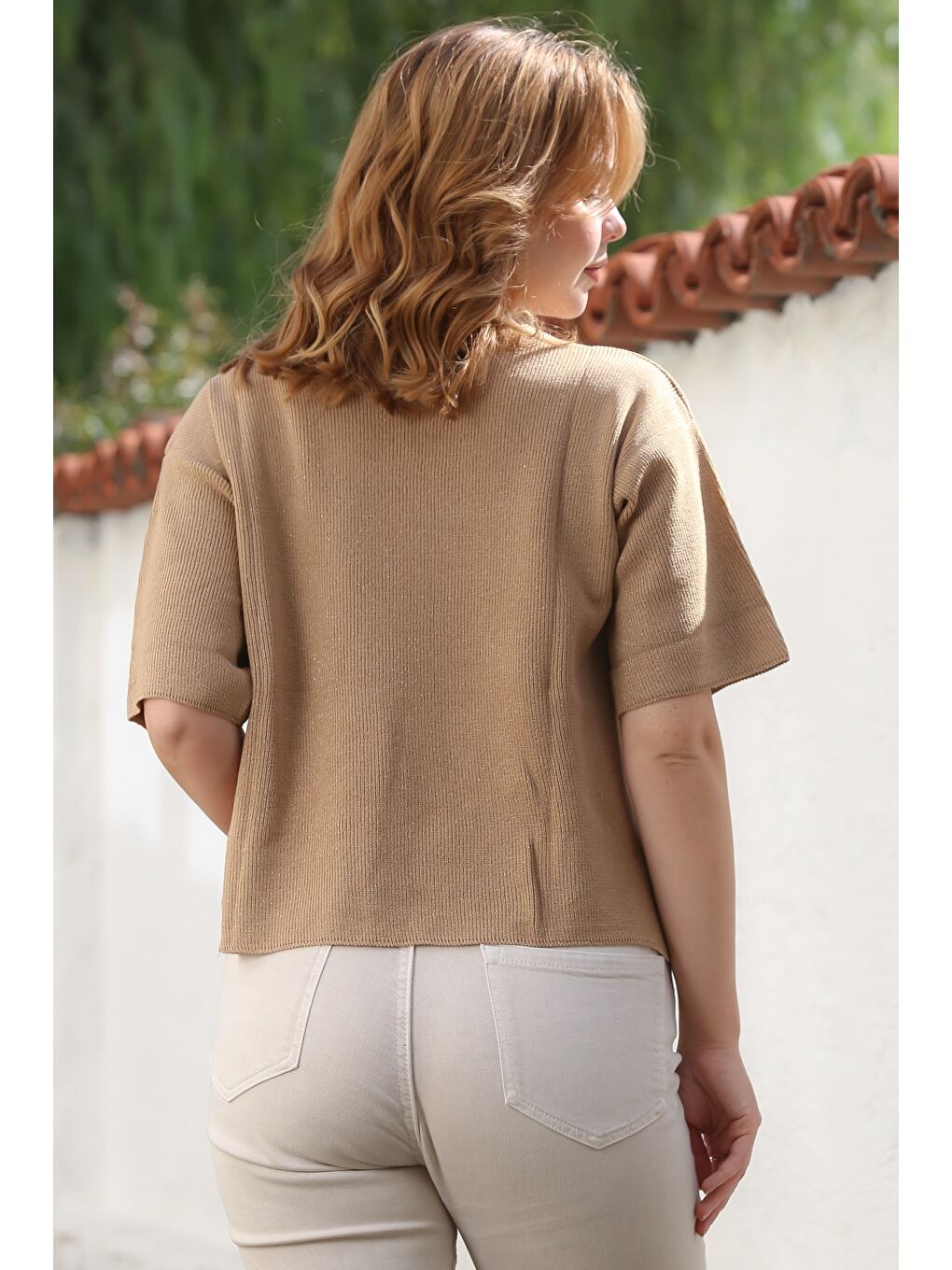Kahverengi Sütlü Kahve Yuvarlak Yaka Kısa Kol Dantelli Triko Bluz 64 57-1