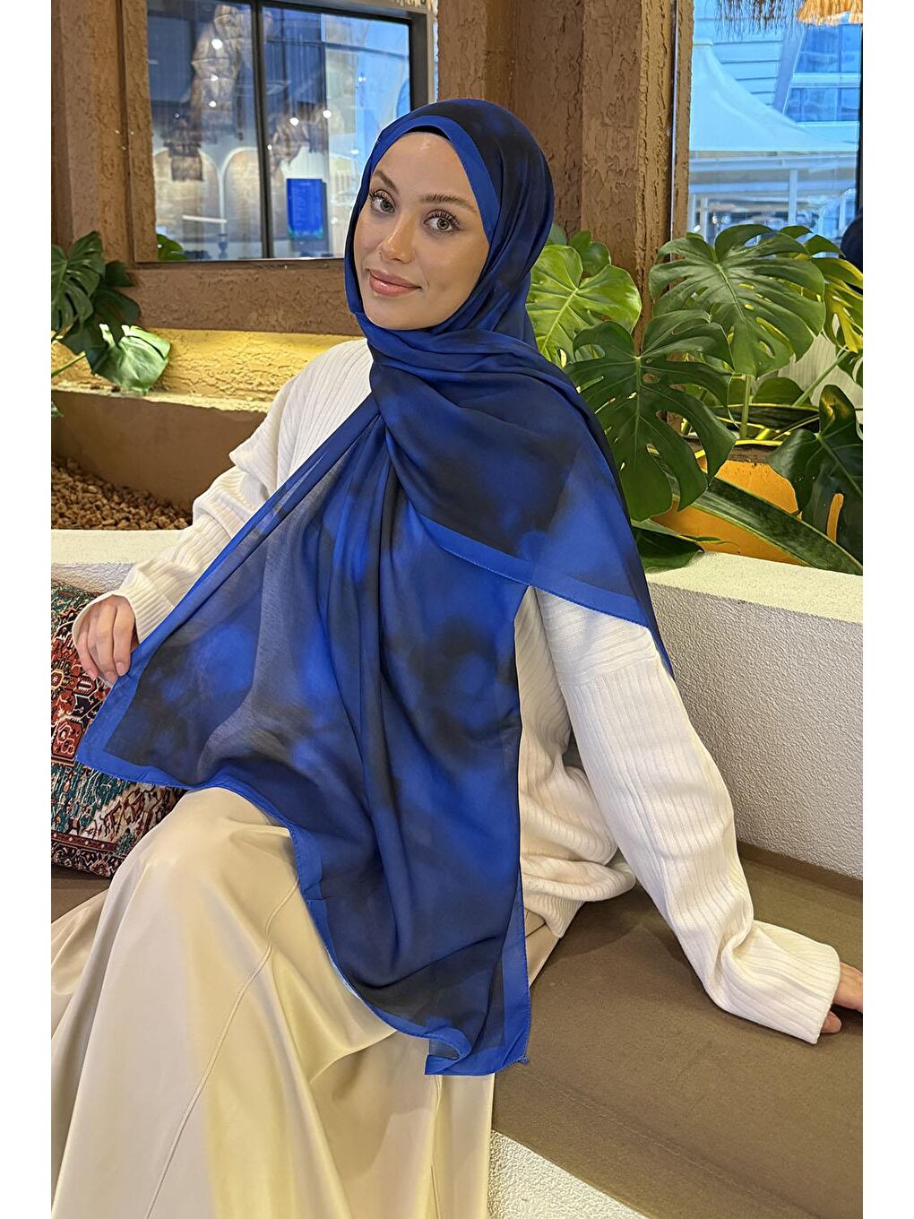 Batik Desen Soft Şal Saks Mavisi-1