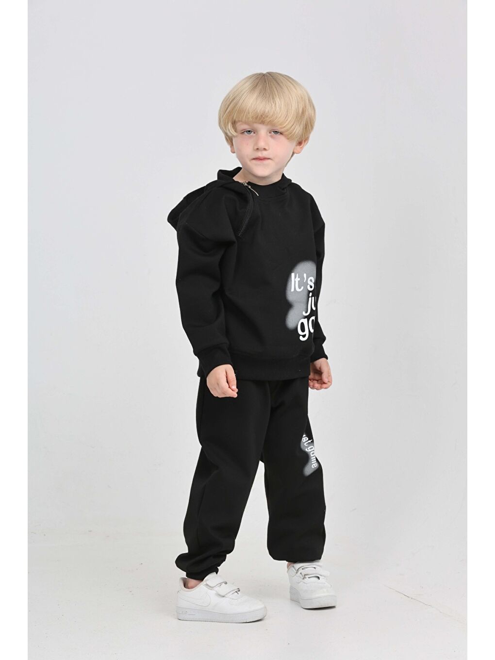 Siyah Erkek Çocuk Yaka Fermuarlı Eşofman Takım-1