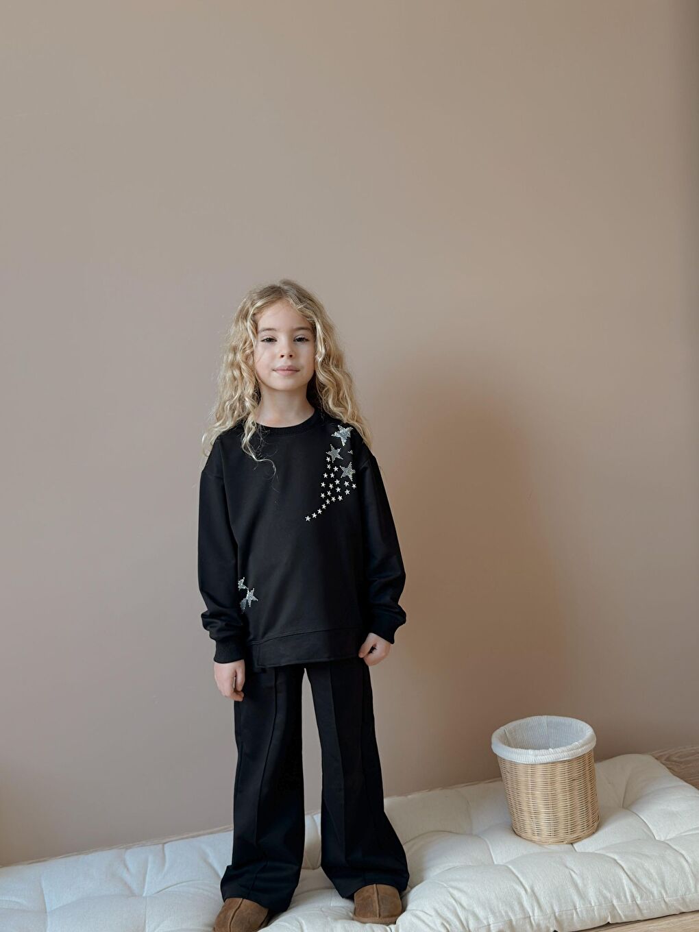 Kız Çocuk Yıldız Taş Baskılı Siyah Eşofman Takımı-2