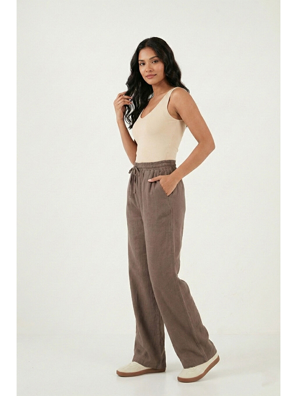 Kahverengi Pamuklu Relaxed Fit Yüksek Bel Bol Paça Kadın Pantolon 668YP5118-1