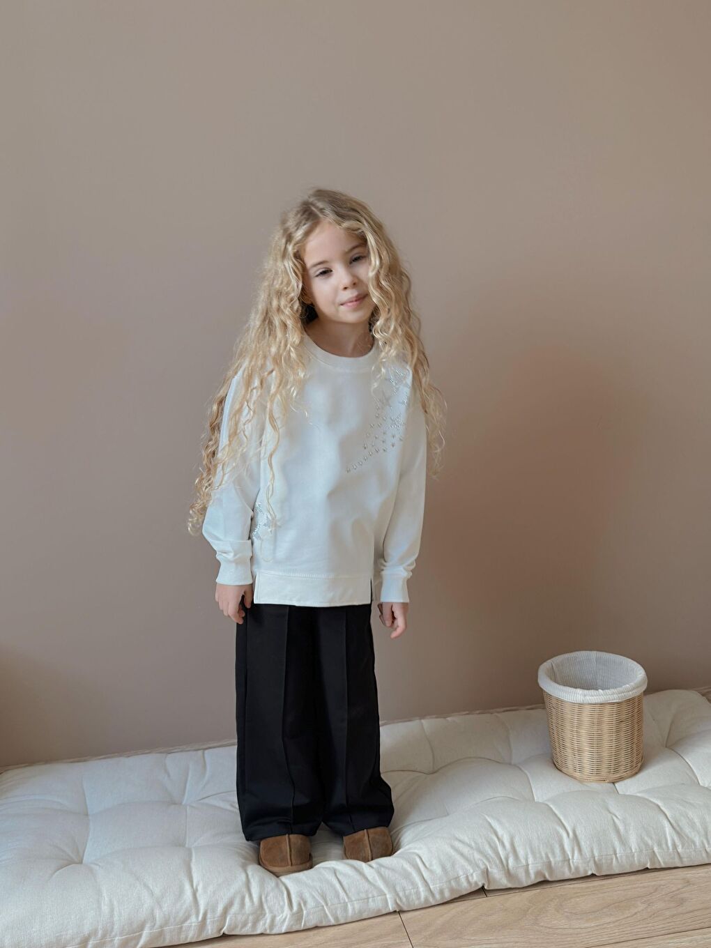 Kız Çocuk Yıldız Taş Baskılı Beyaz Eşofman Takımı-2