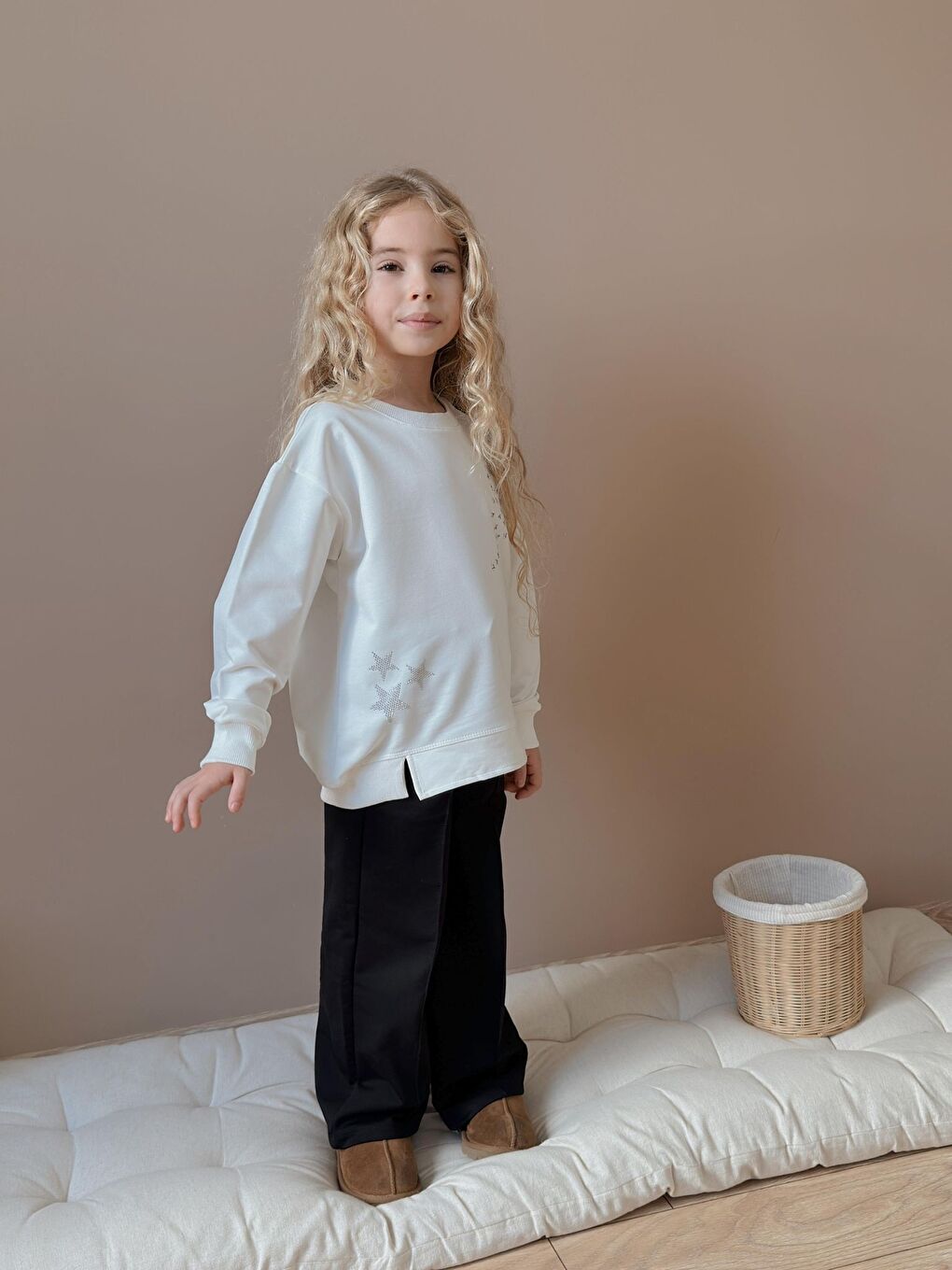 Kız Çocuk Yıldız Taş Baskılı Beyaz Eşofman Takımı-3