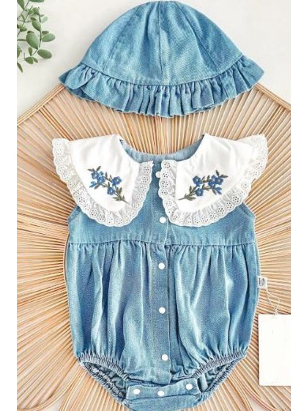 Beyaz Nakışlı Bebe Yaka Jean Bebek Tulumu Ve Şapka Takımı-3