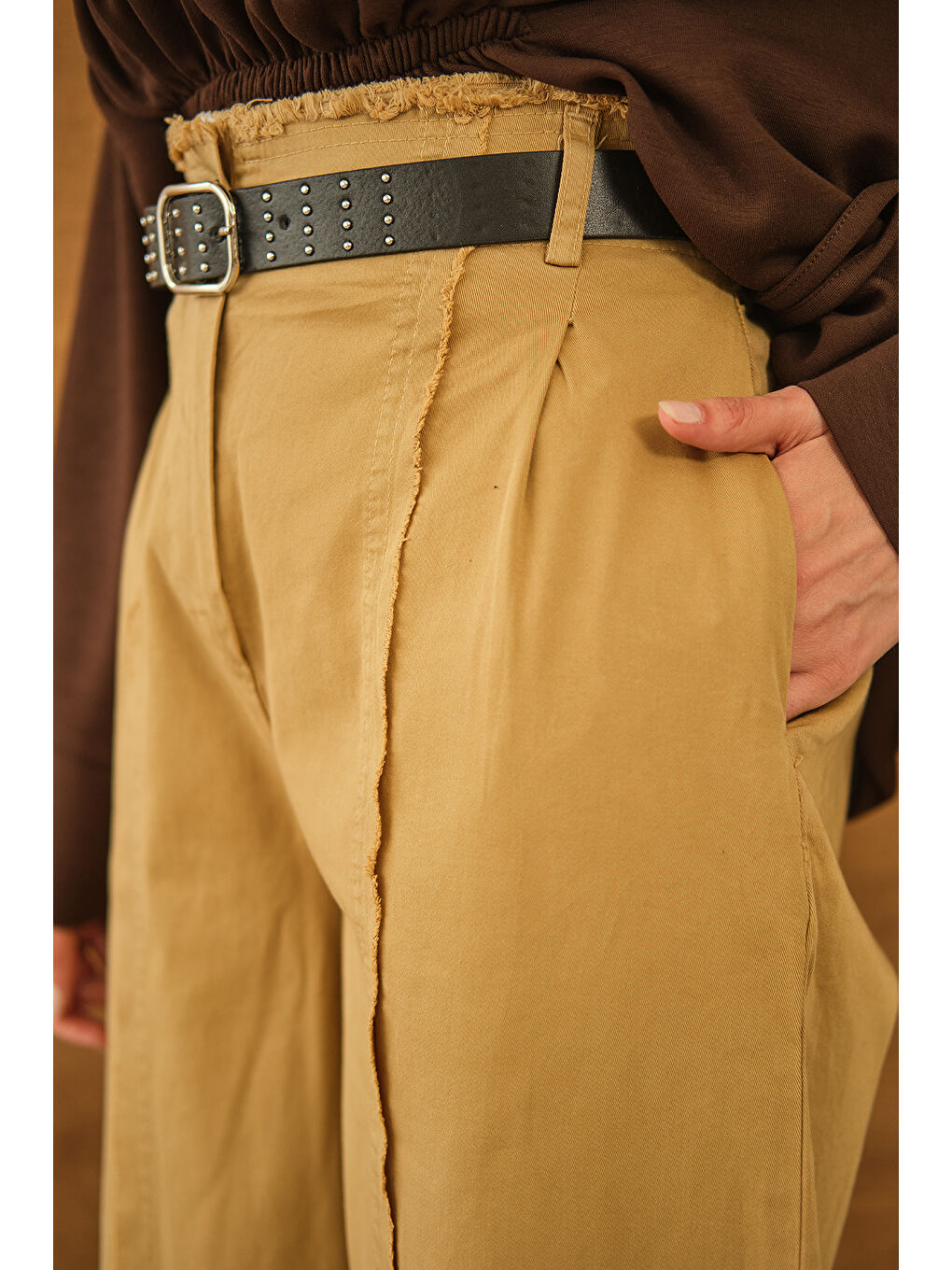 Sarı Kadın Çima Detaylı Kemerli Pantolon Hardal-2