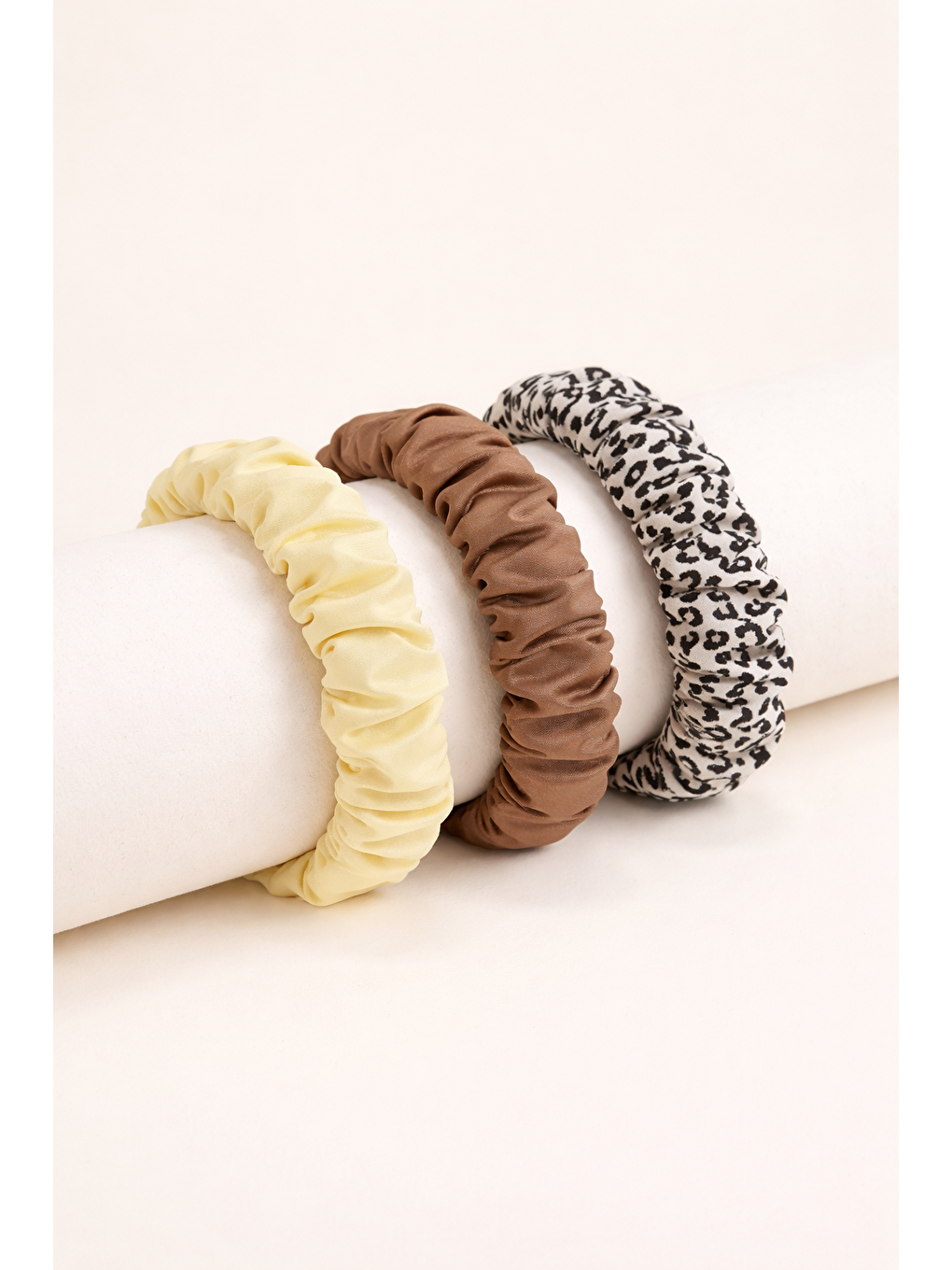 Karışık 3'Lü Lastik Toka Seti Çok Renkli