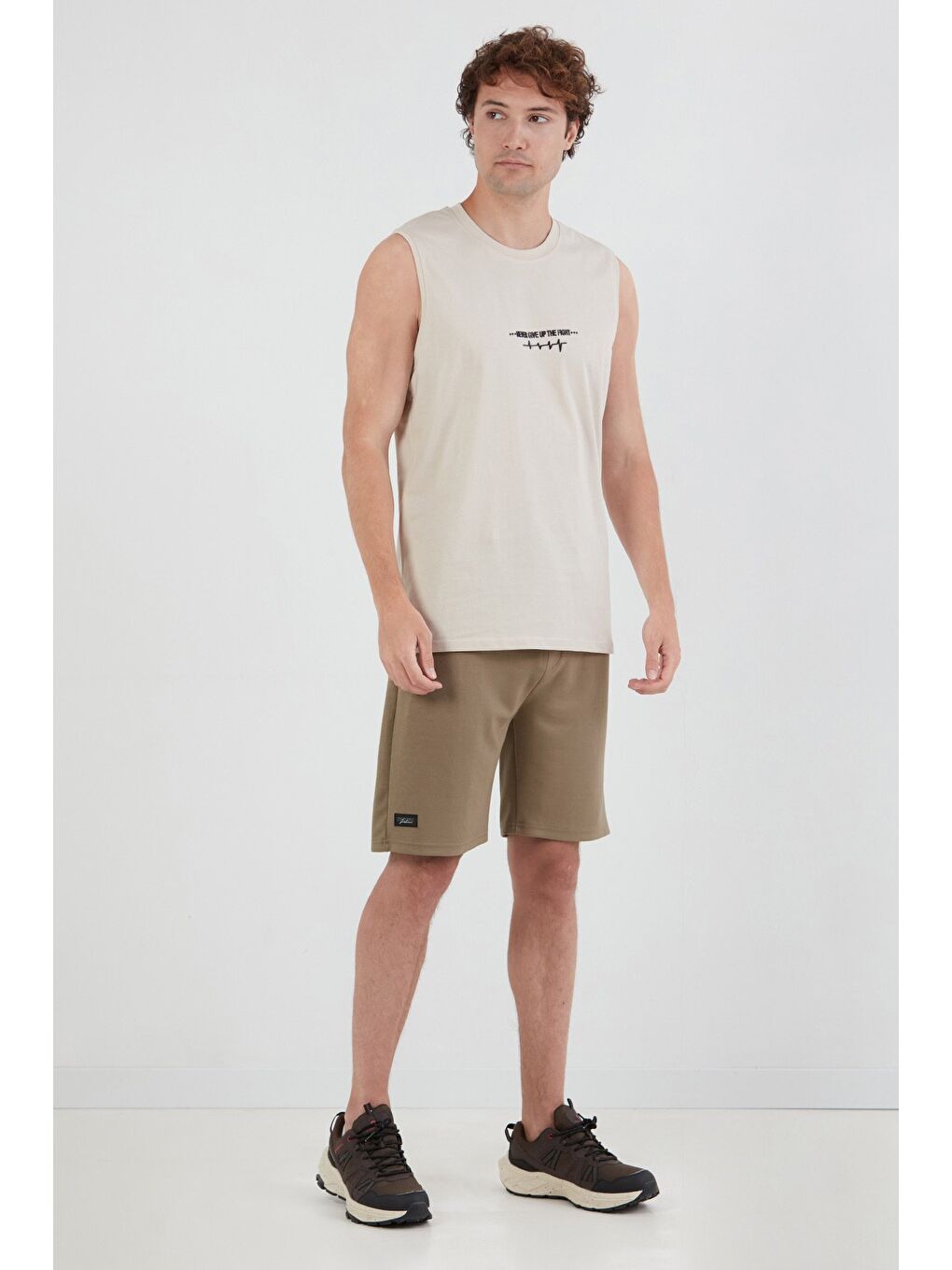 Kahverengi Beli Lastikli Armalı Penye Şort