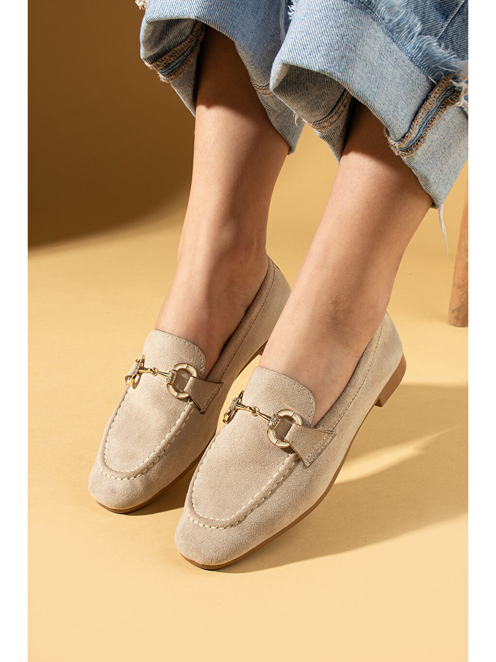 Bej Metal Toka Detaylı Rahat Kalıp Kadın Babet 016-070-25Süet