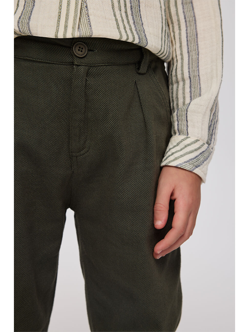 Erkek Çocuk Cepli Haki Pantolon-6